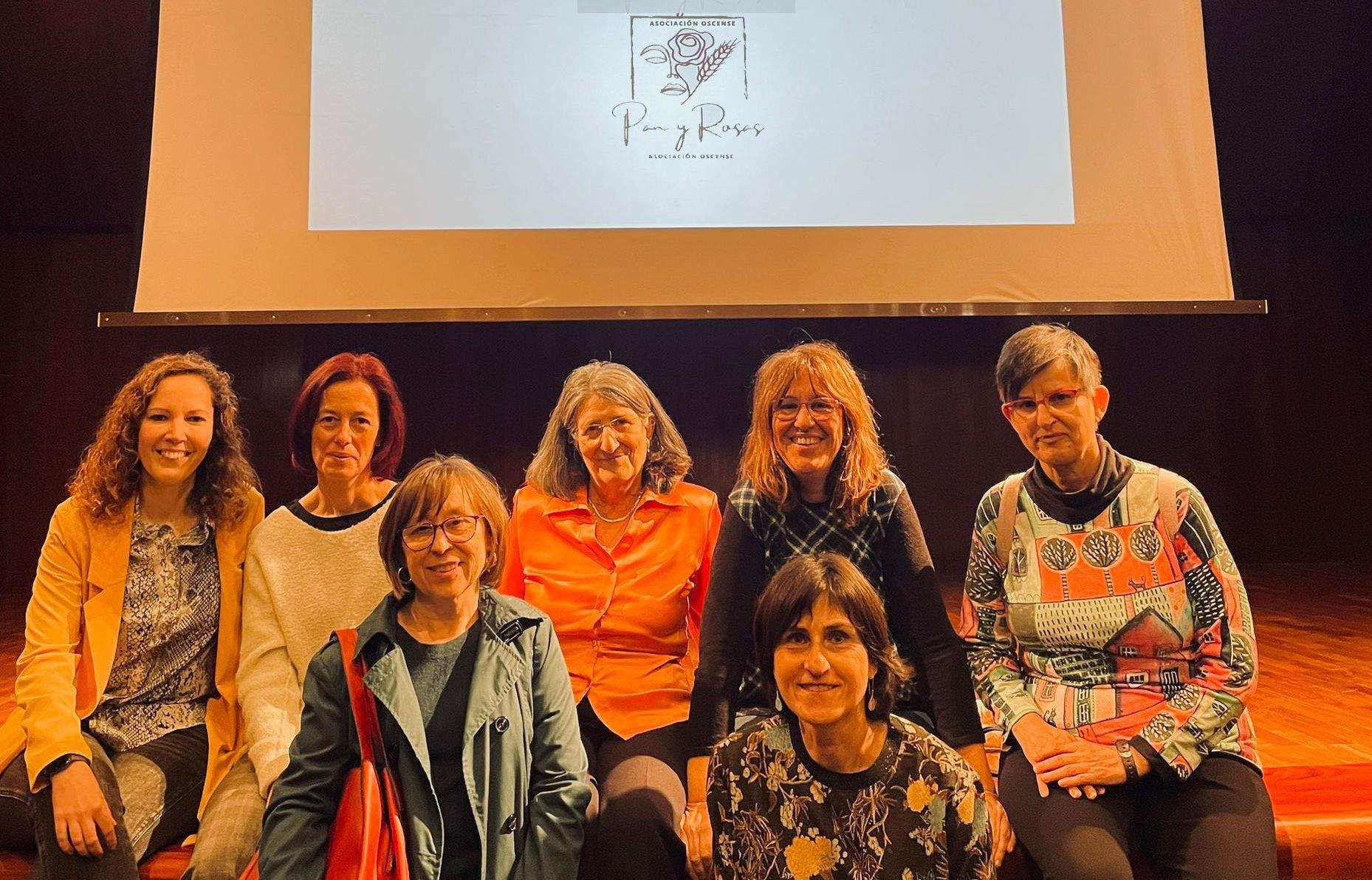 Asociación Oscense Pan y Rosas.