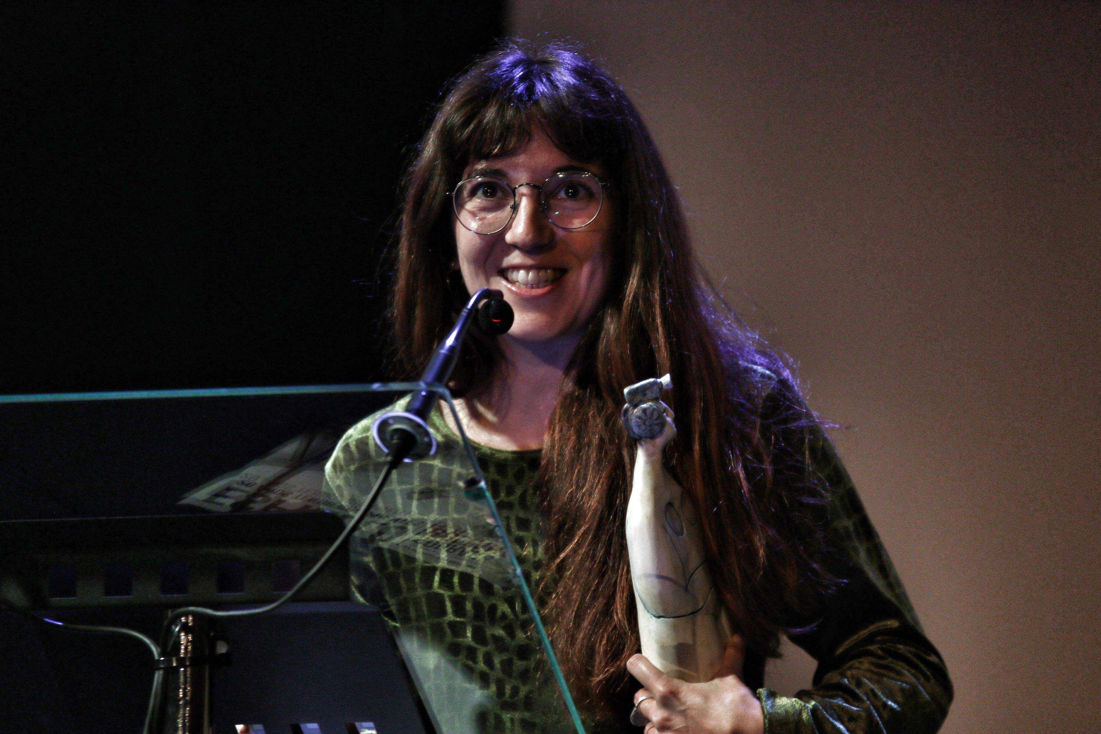  Alba Bresoli  recogió la Siñal Entadeban