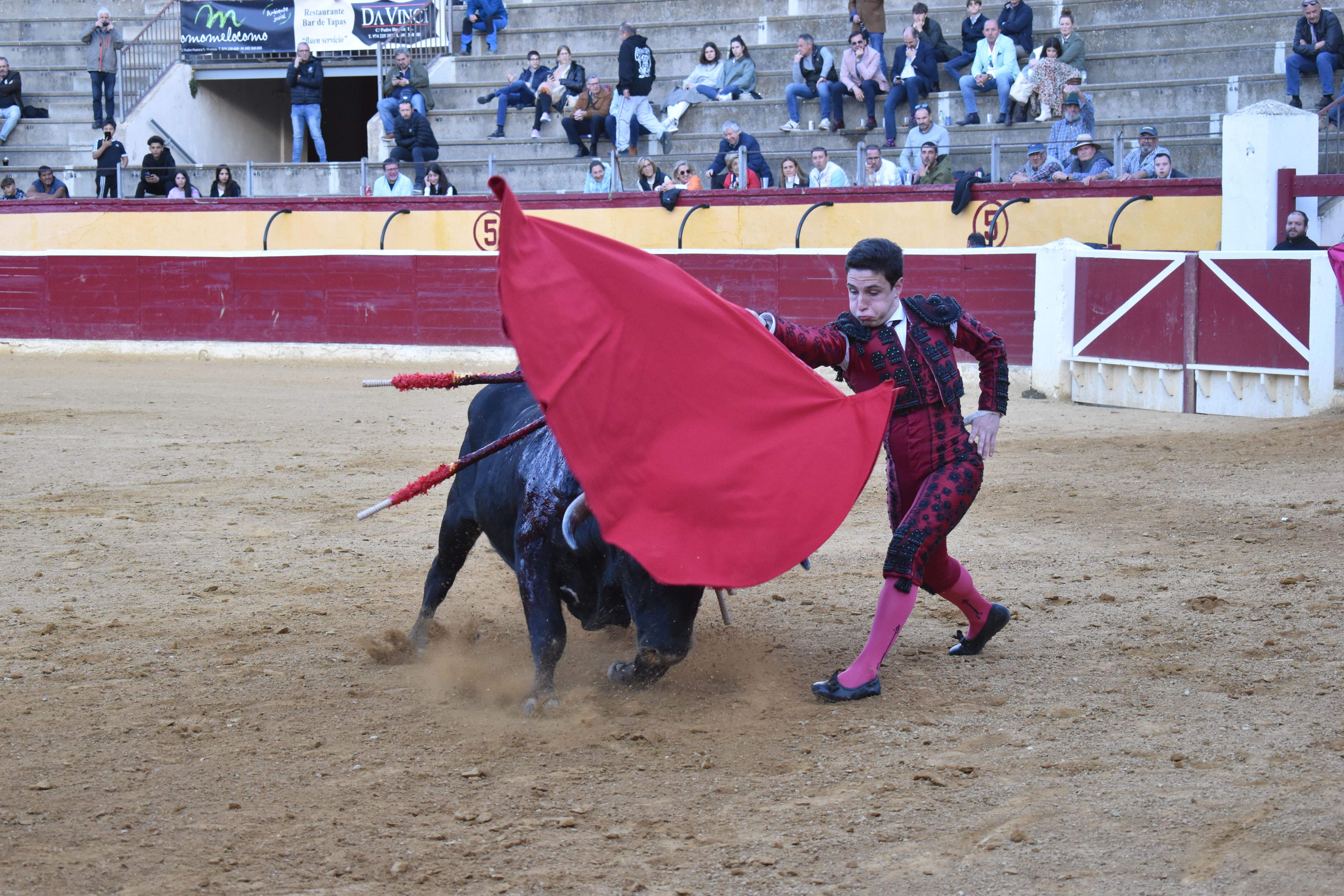 Novillada en Huesca. Foto Carlos Jalle 