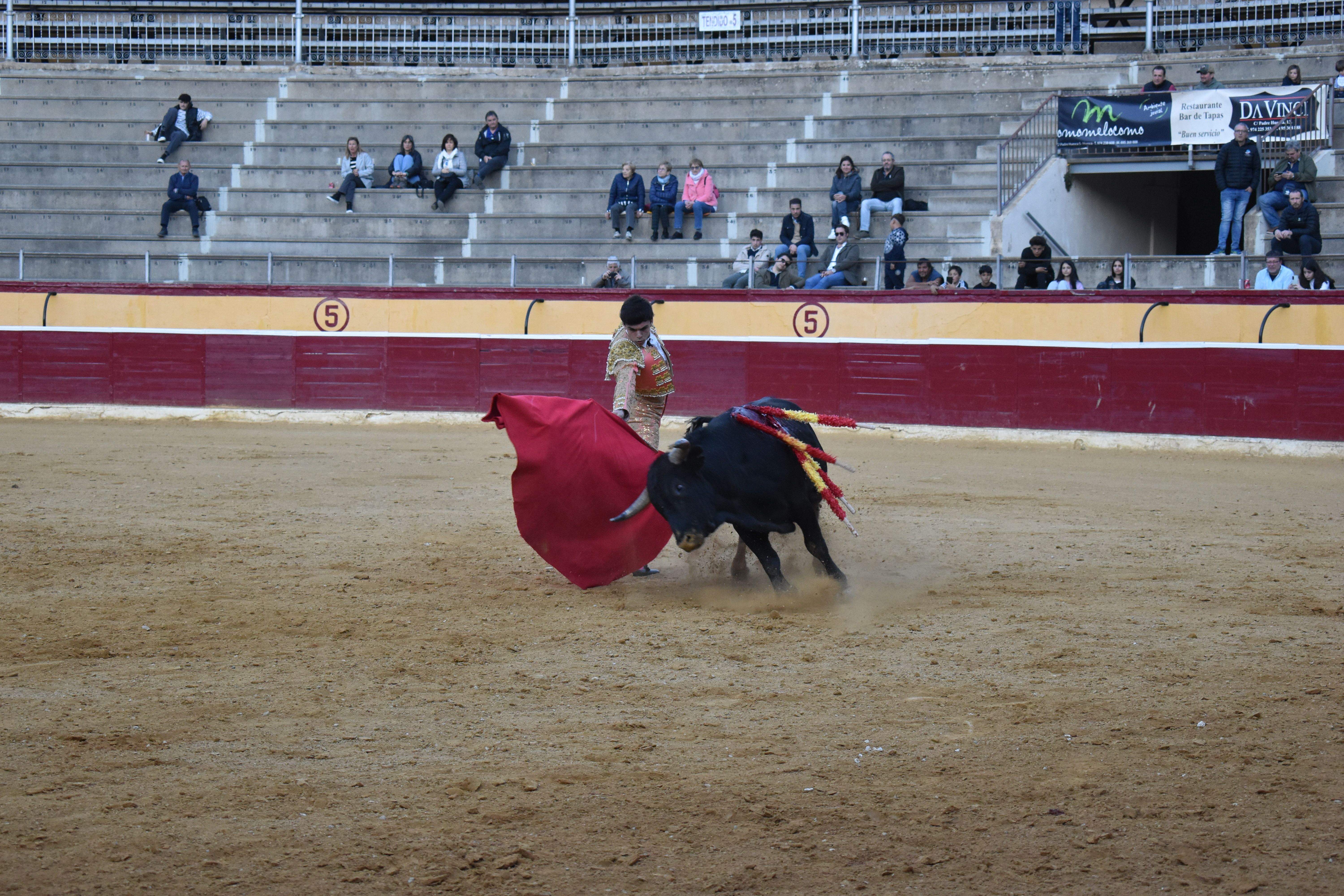 Novillada en Huesca. Foto Carlos Jalle 