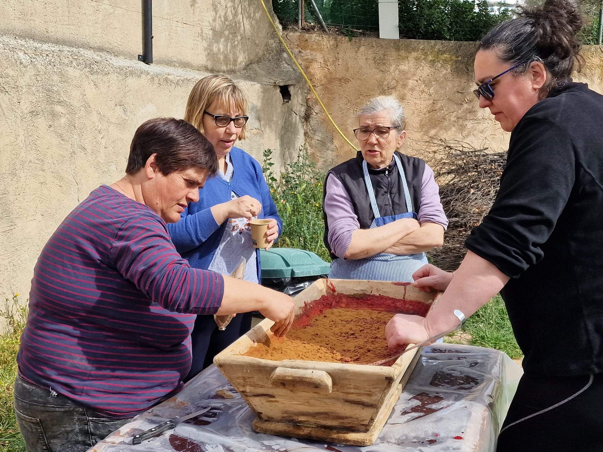 Homenaje a la Mujer Rural en Radiquero