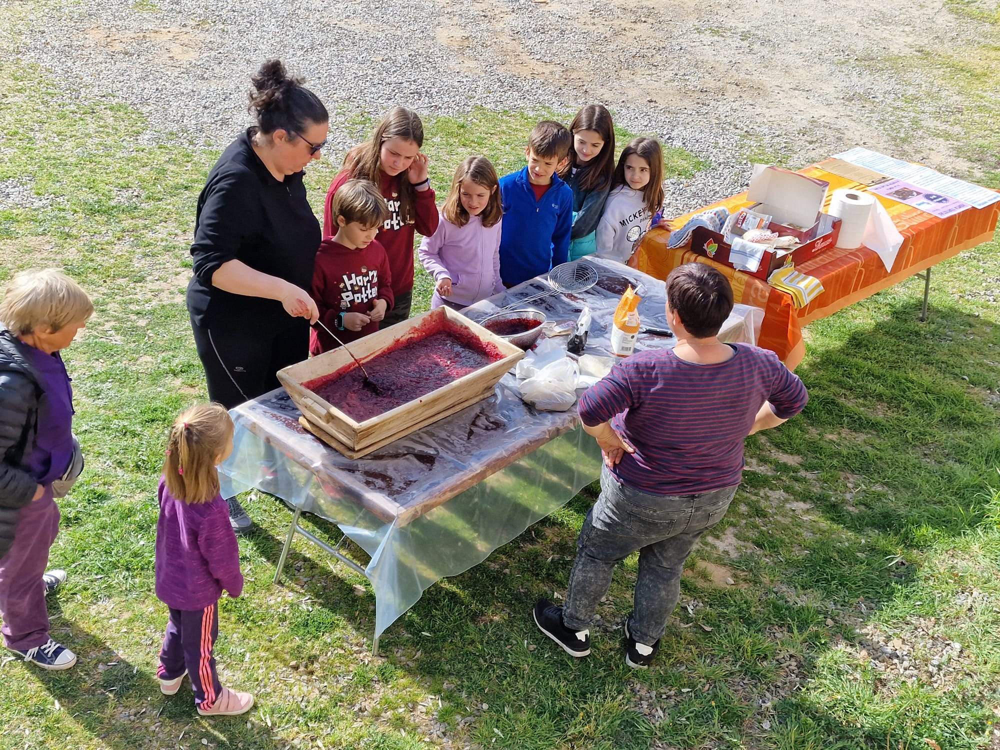 Homenaje a la Mujer Rural en Radiquero