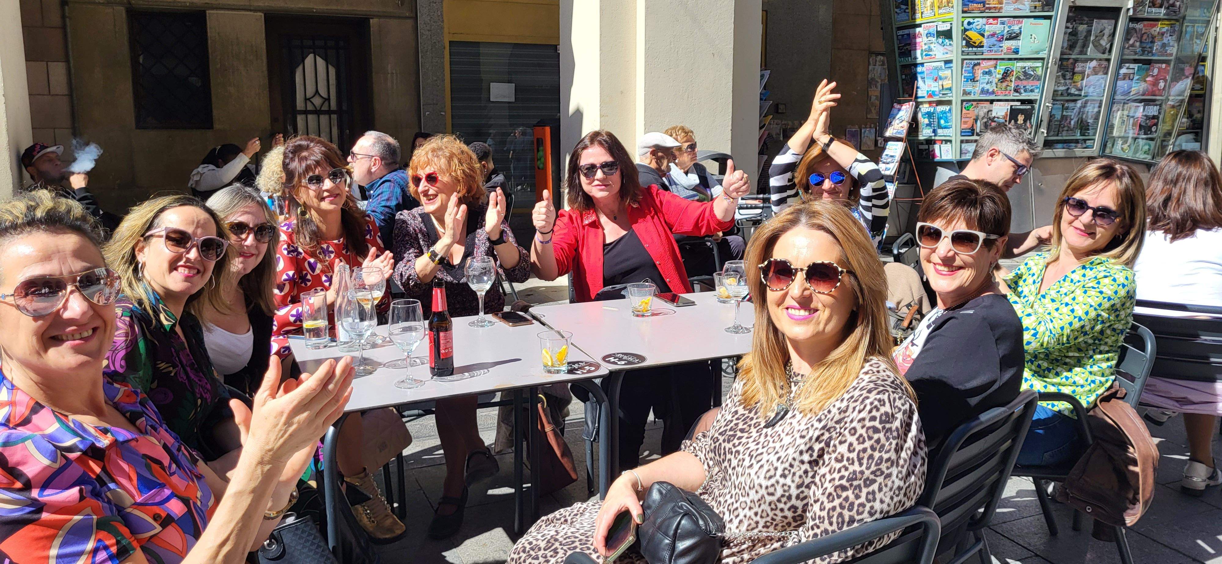  Ambiente previo al derbi del Huesca-Zaragoza en la ciudad.  Foto Mercedes Manterola