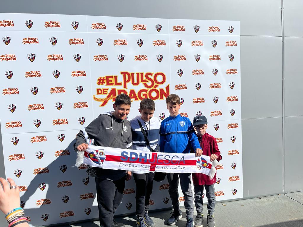 Photocall en El Alcoraz, todos a disfrutar del derbi