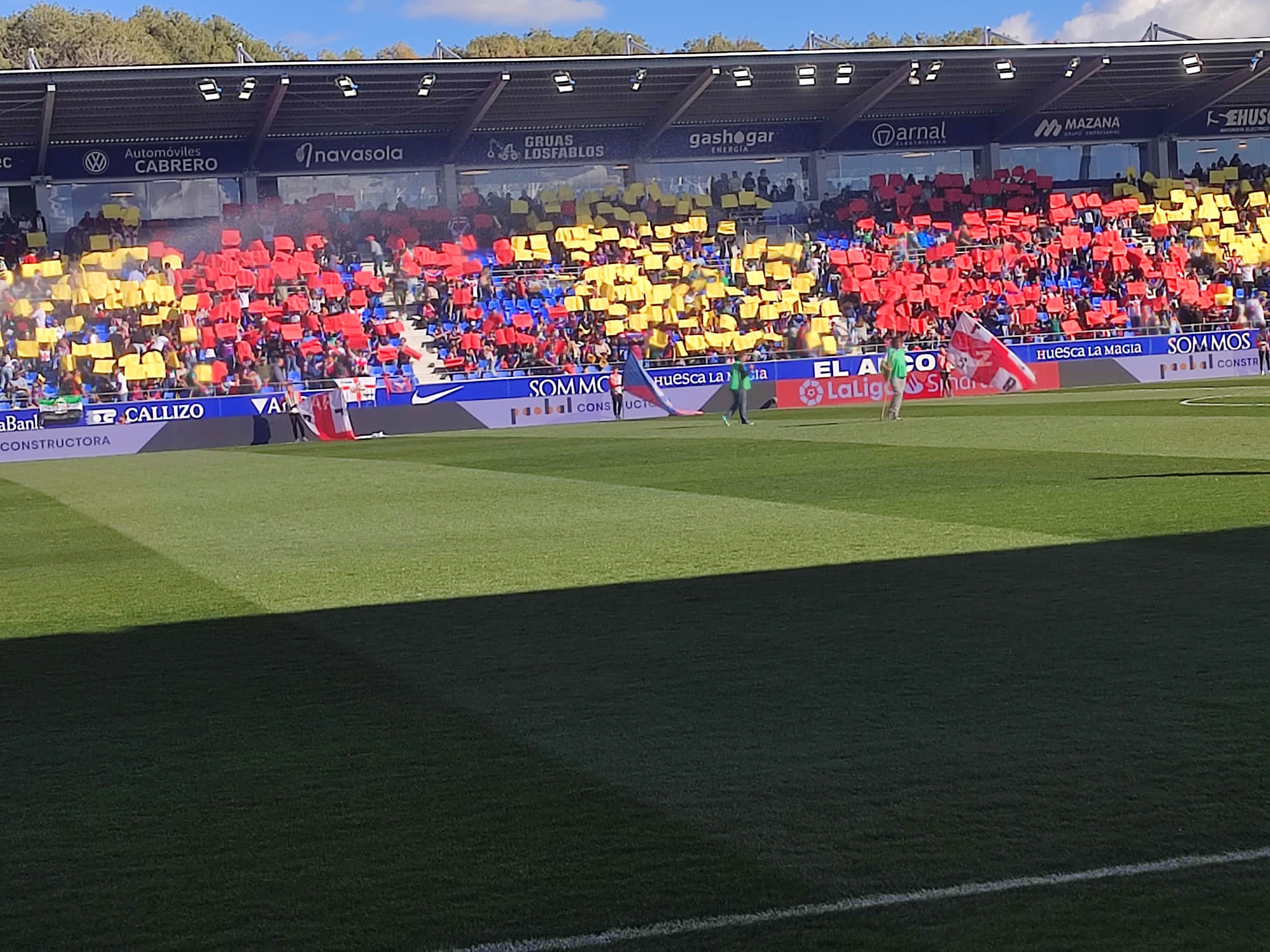 Photocall en El Alcoraz, todos a disfrutar del derbi
