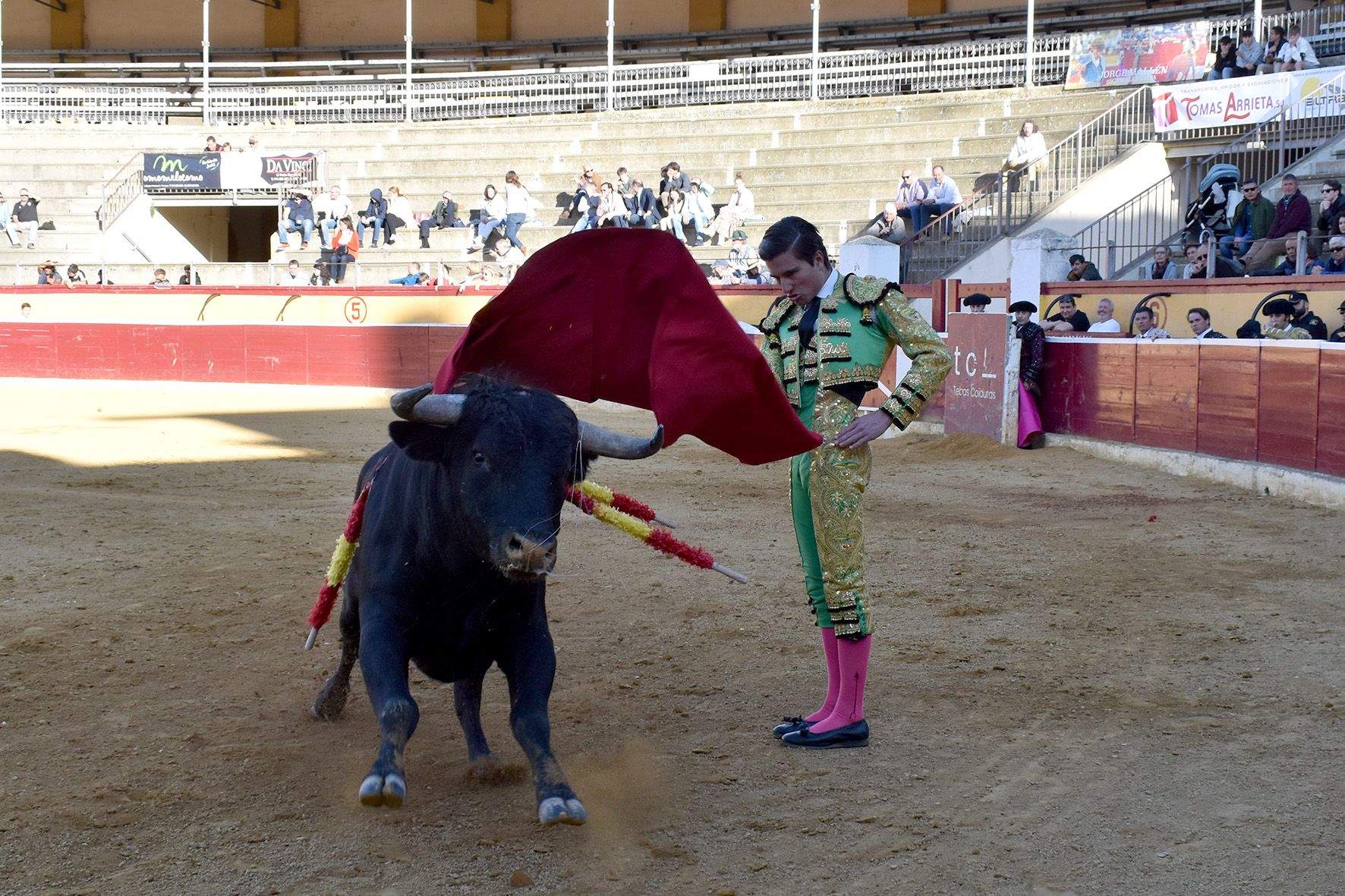 Novillada en Huesca. Foto Carlos Jalle 