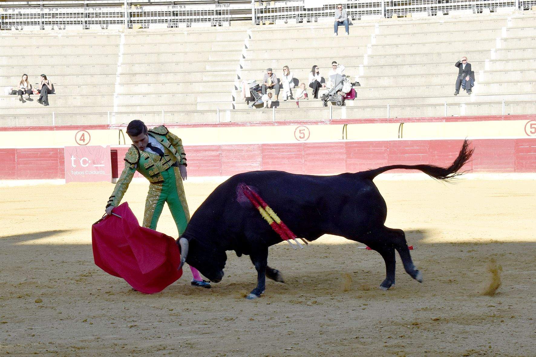 Novillada en Huesca. Foto Carlos Jalle 