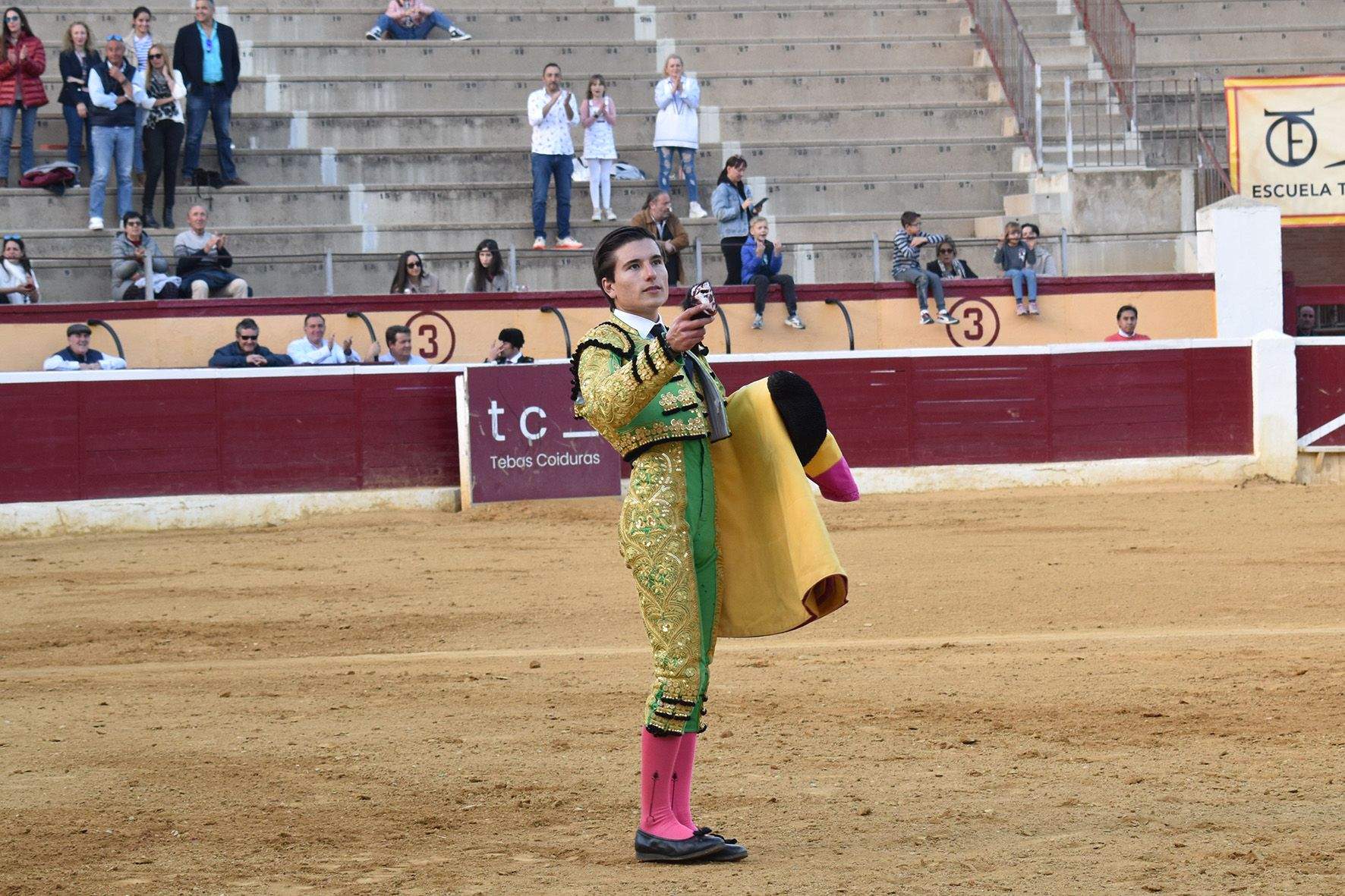 Novillada en Huesca. Foto Carlos Jalle 