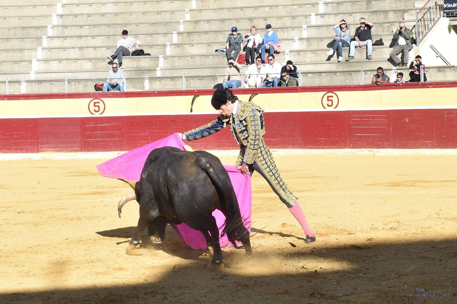 Novillada en Huesca. Foto Carlos Jalle 