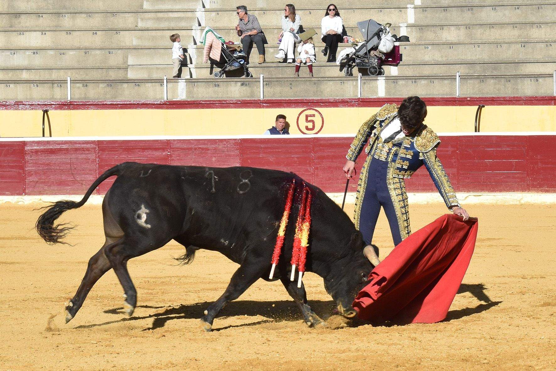 Novillada en Huesca. Foto Carlos Jalle 