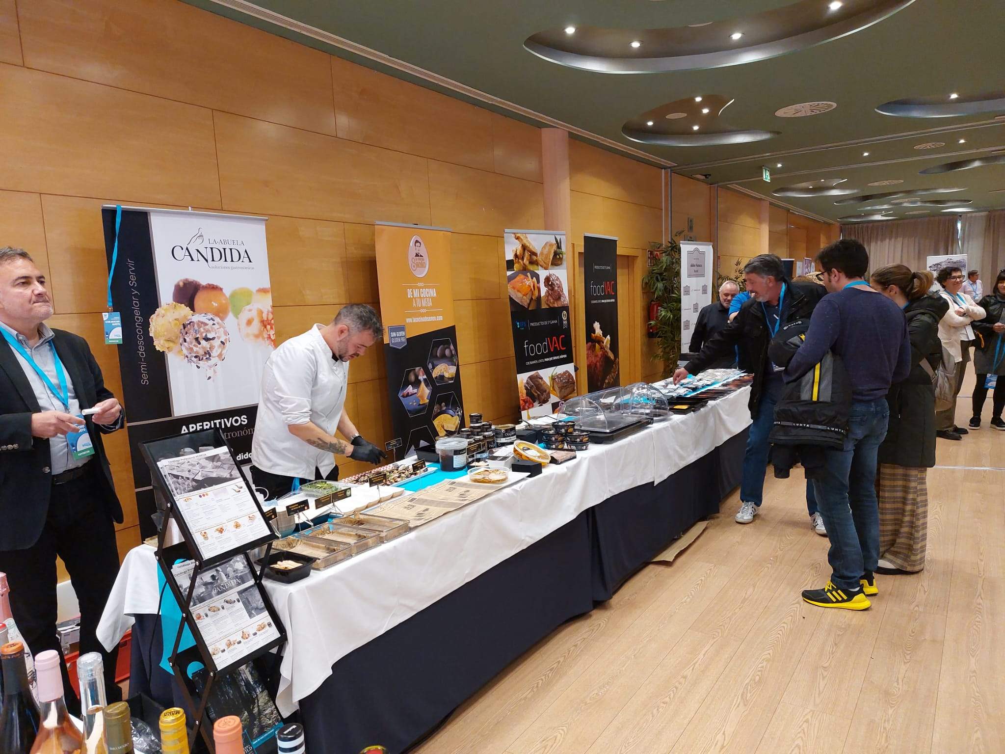 Feria con Mucho Gusto en el Abba de Distribuciones Blasco