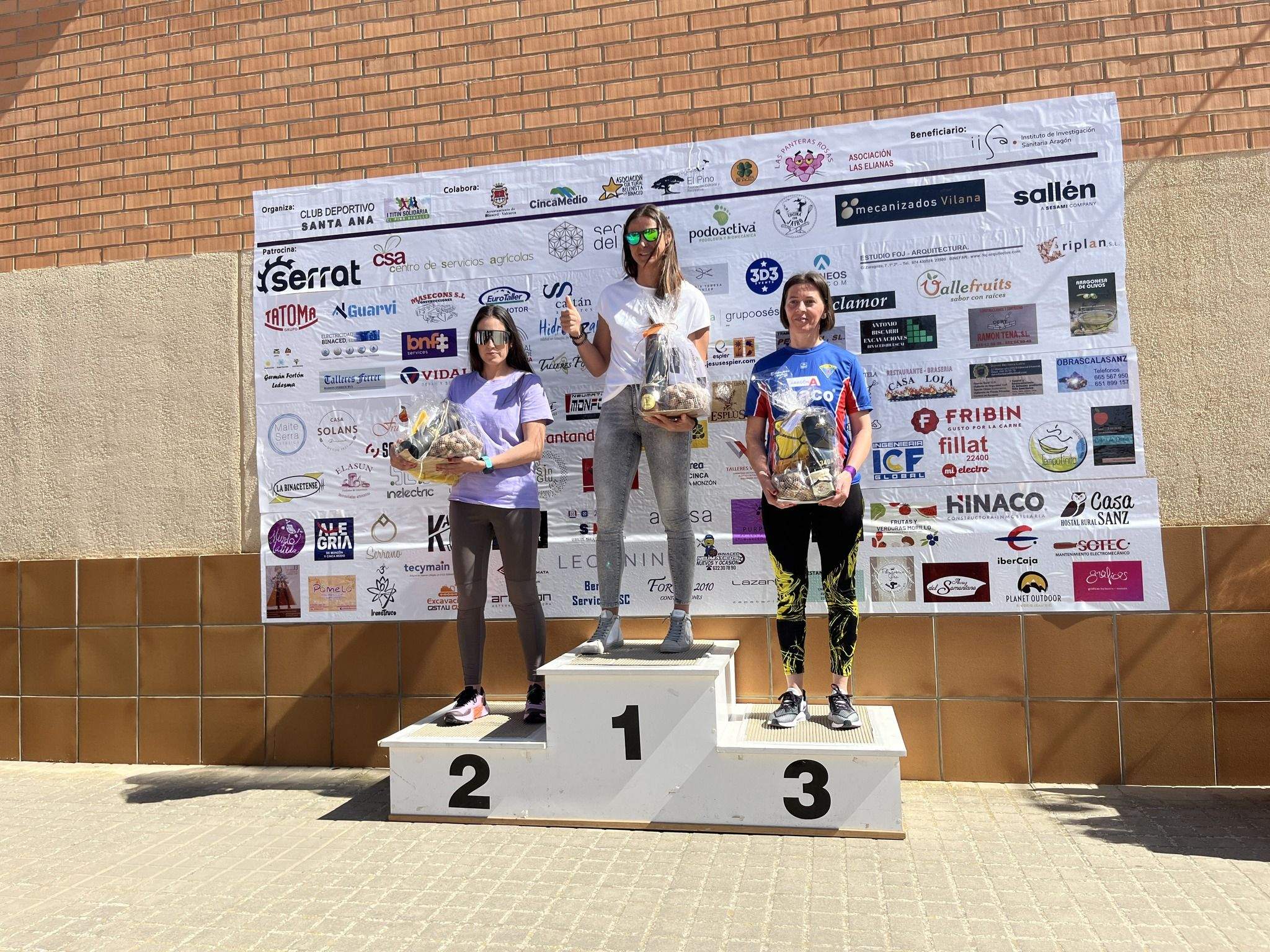 Podio femenino 18K