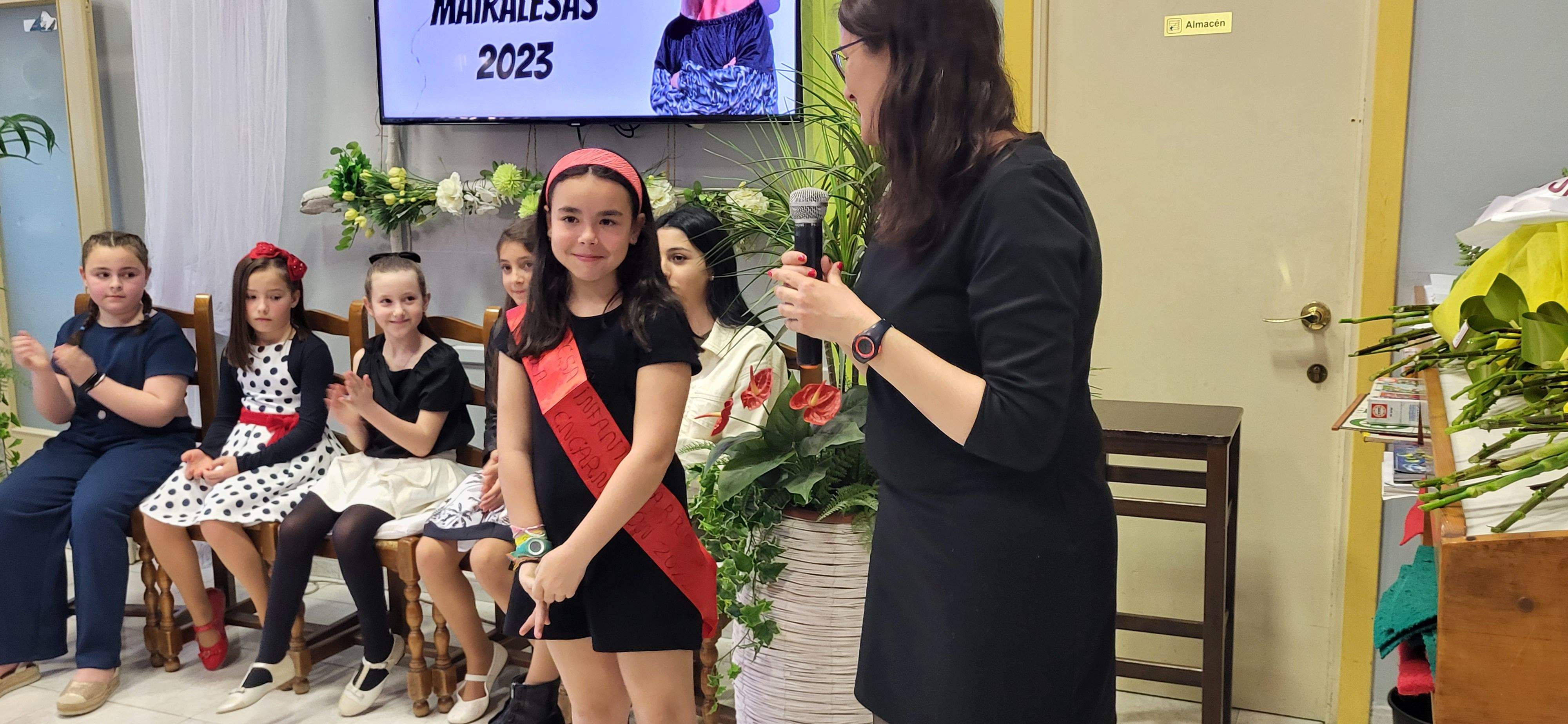 Presentación de las mairalesas del barrio de La Encarnación de Huesca. Foto: Mercedes Manterola