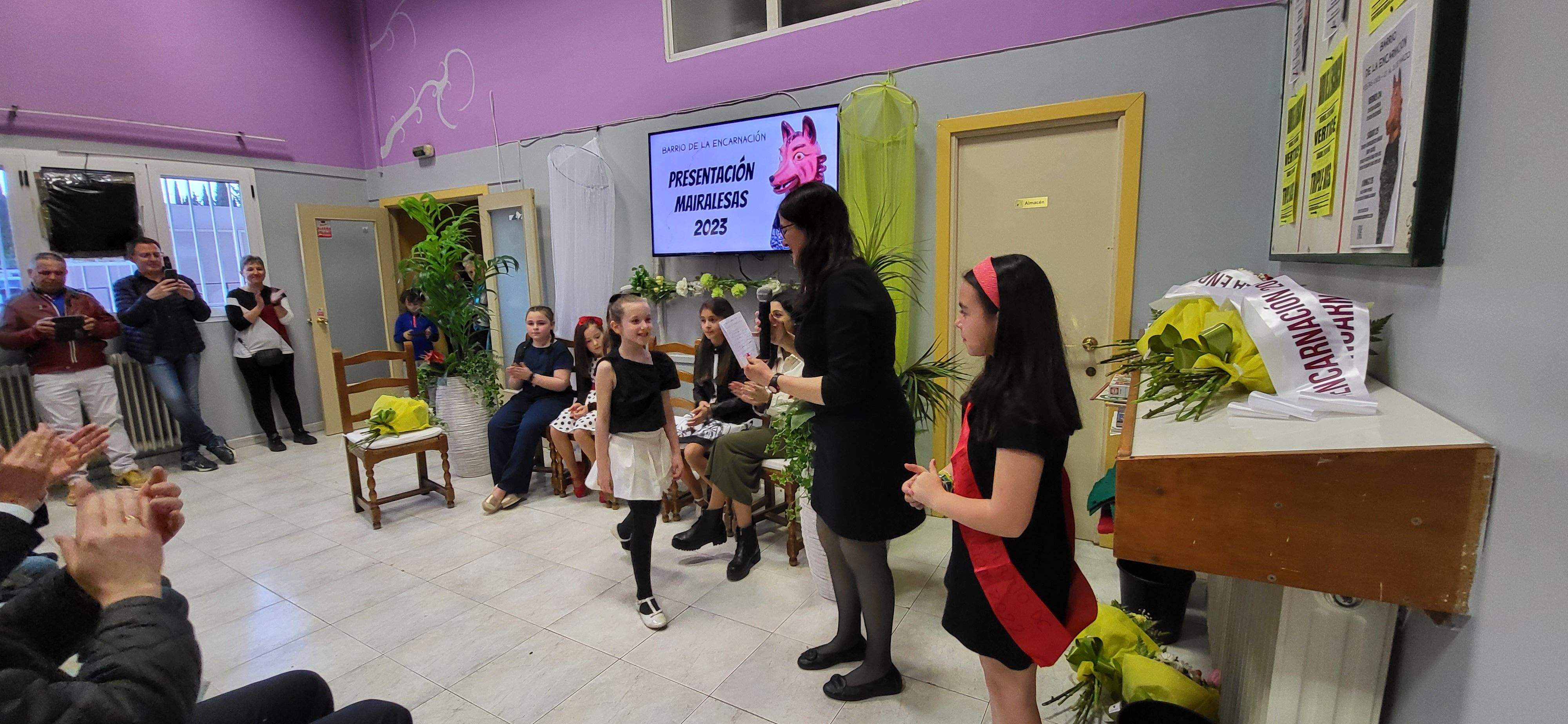  Presentación de las mairalesas del barrio de La Encarnación de Huesca. Foto: Mercedes Manterola