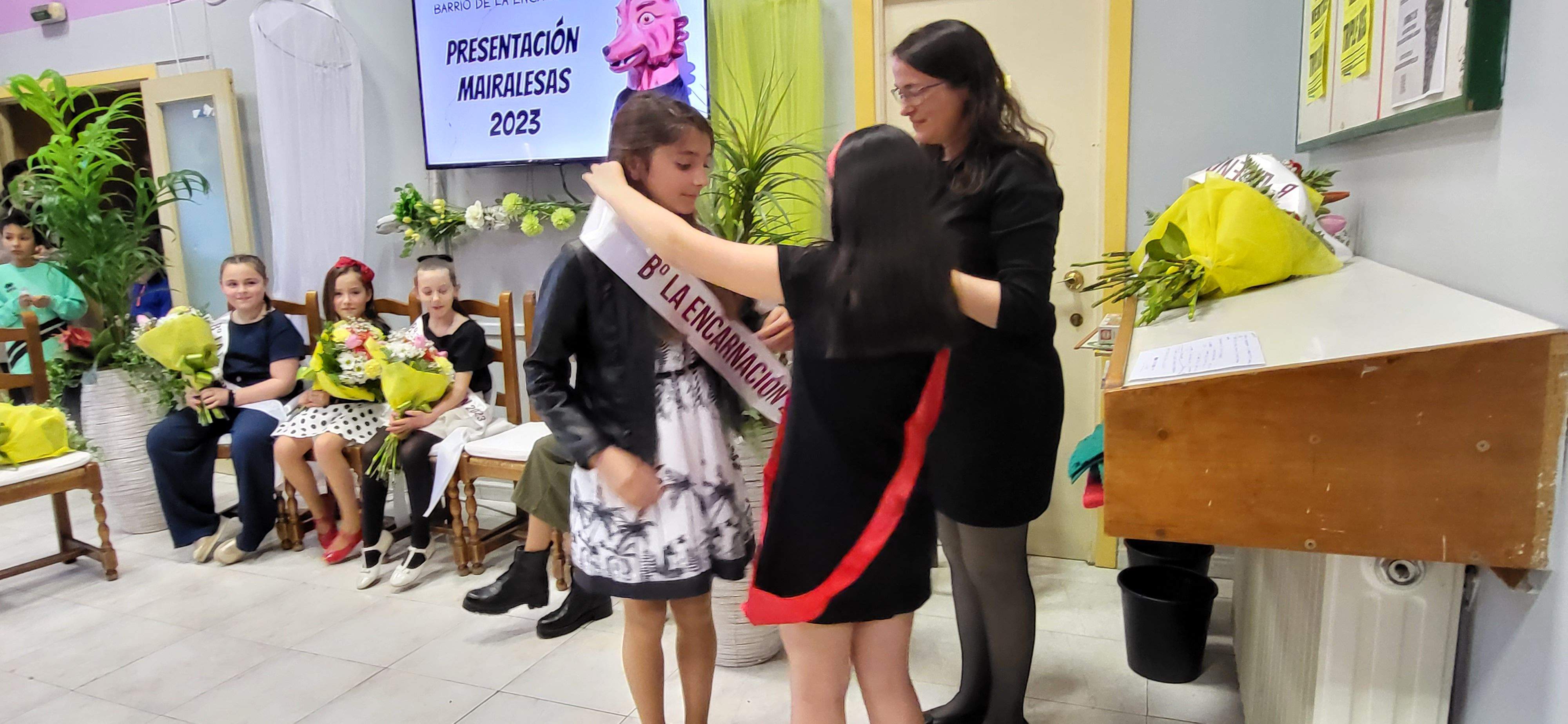  Presentación de las mairalesas del barrio de La Encarnación de Huesca. Foto: Mercedes Manterola
