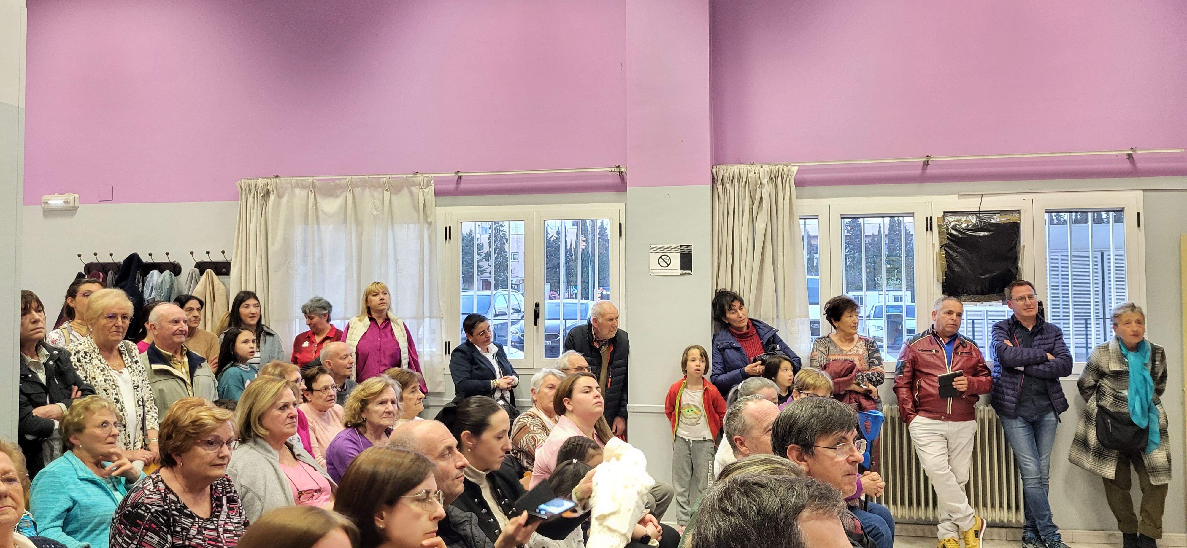  Presentación de las mairalesas del barrio de La Encarnación de Huesca. Foto: Mercedes Manterola