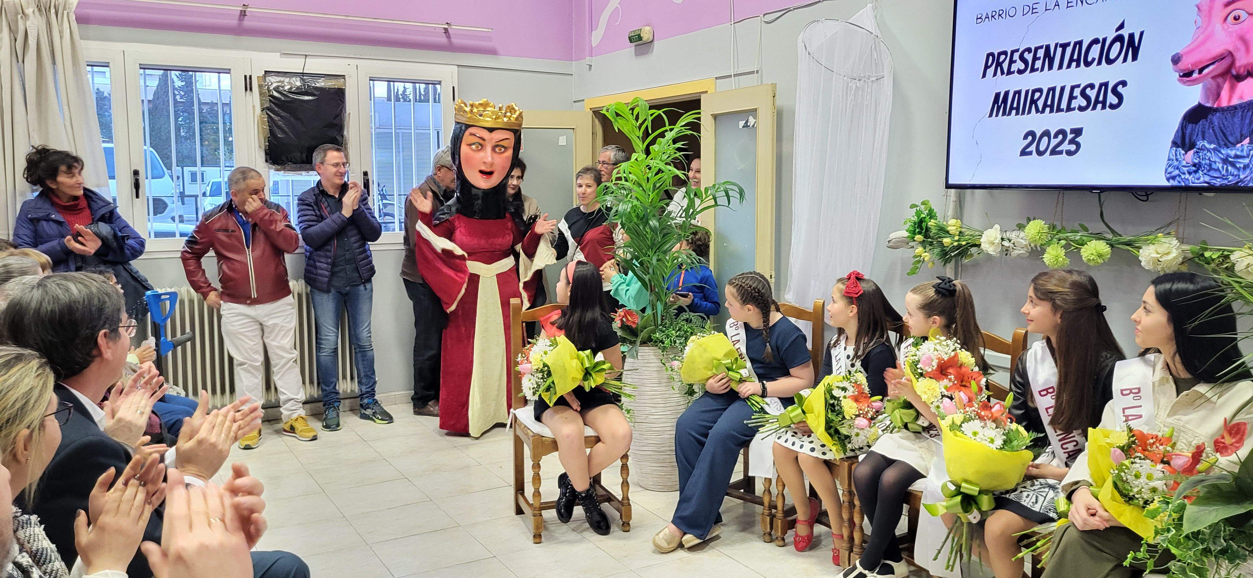  Presentación de las mairalesas del barrio de La Encarnación de Huesca. Foto: Mercedes Manterola