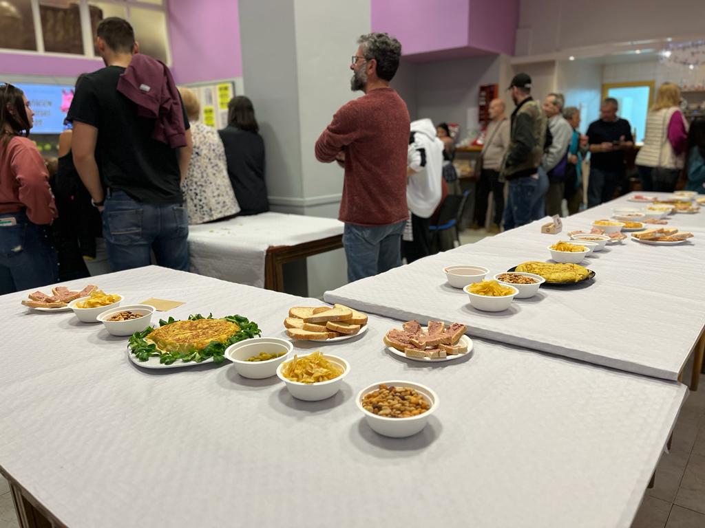  Presentación de las mairalesas del barrio de La Encarnación de Huesca. Foto: Mercedes Manterola