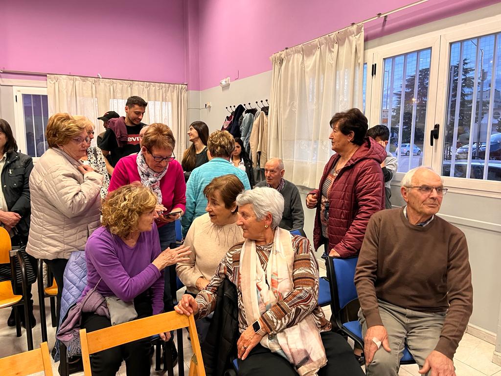  Presentación de las mairalesas del barrio de La Encarnación de Huesca. Foto: Mercedes Manterola