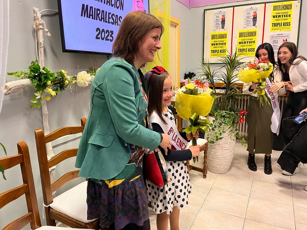  Presentación de las mairalesas del barrio de La Encarnación de Huesca. Foto: Mercedes Manterola