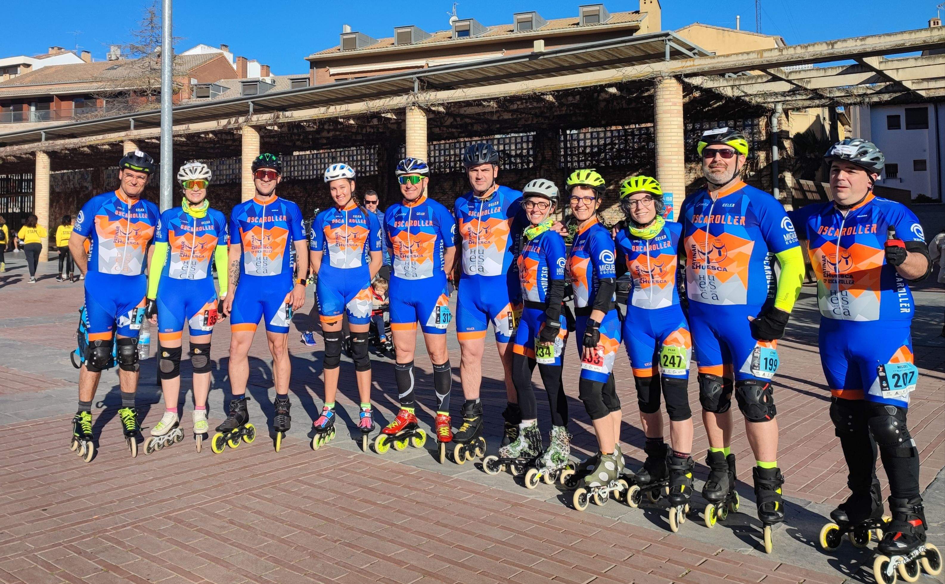 Patinadores del Oscaroller en Tudela.