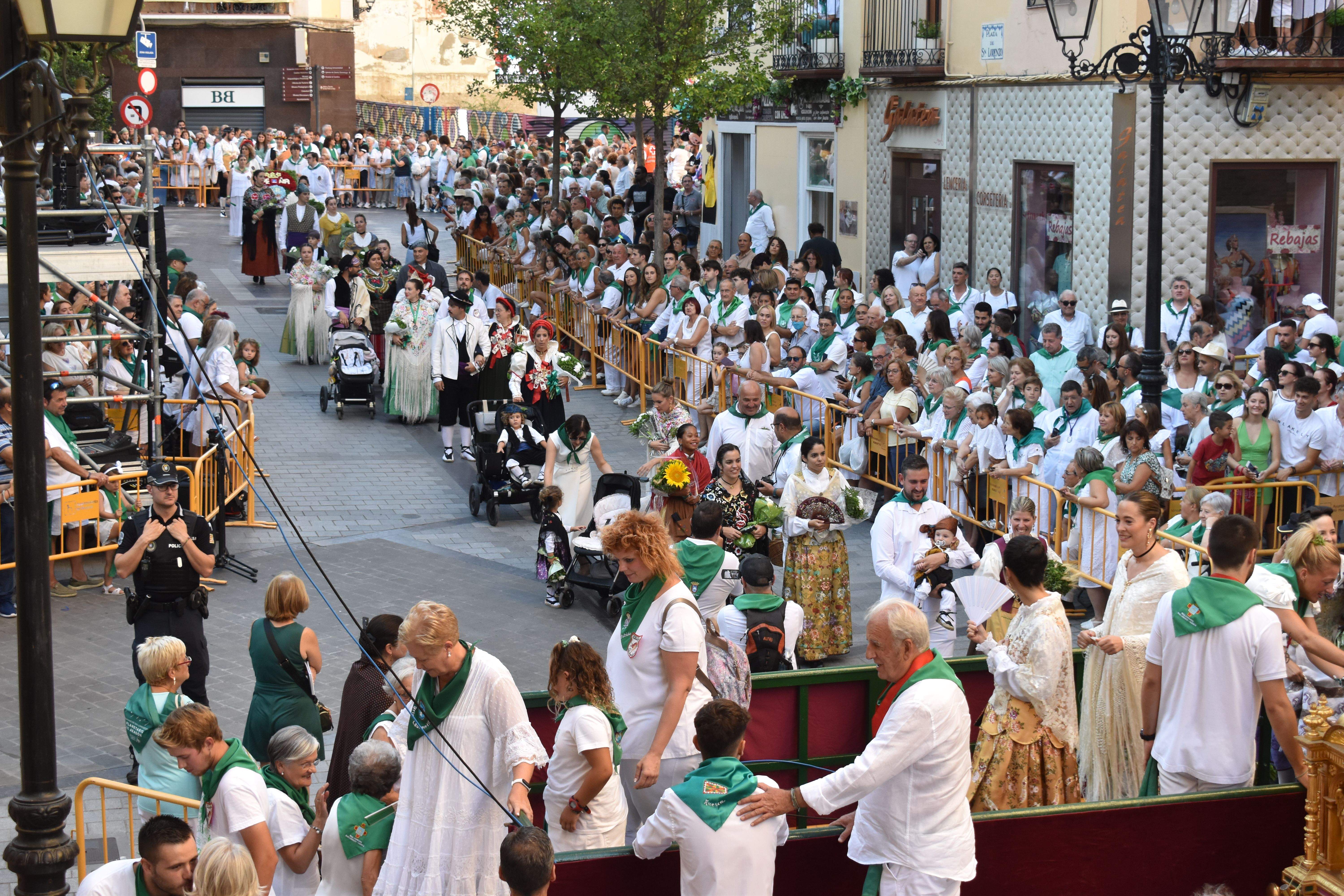 Ofrenda de Flores y Frutos. Foto Carlos Jalle