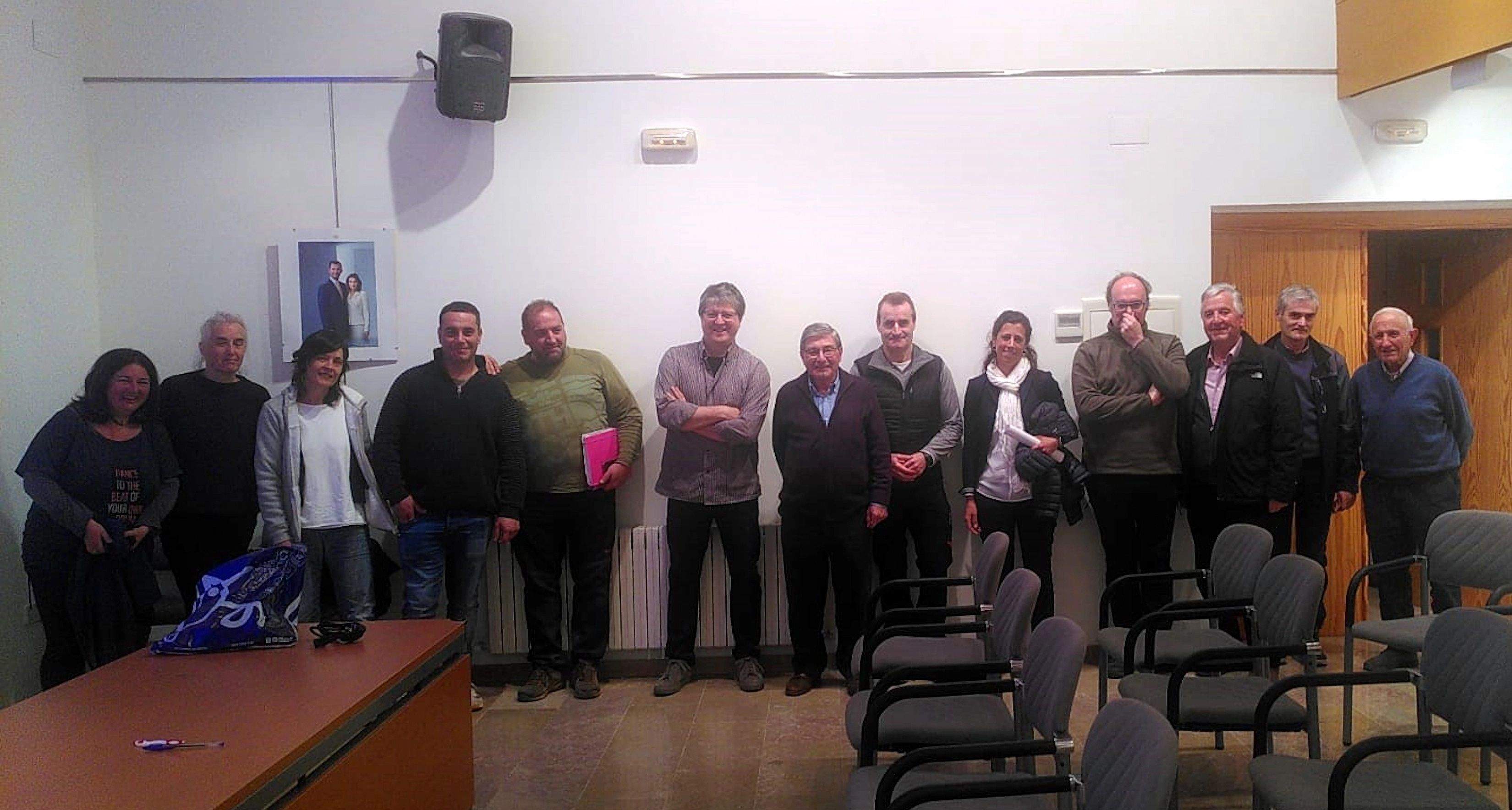 Reunión en el Ayuntamiento de Abizanda para la creación de una comunidad energética local.