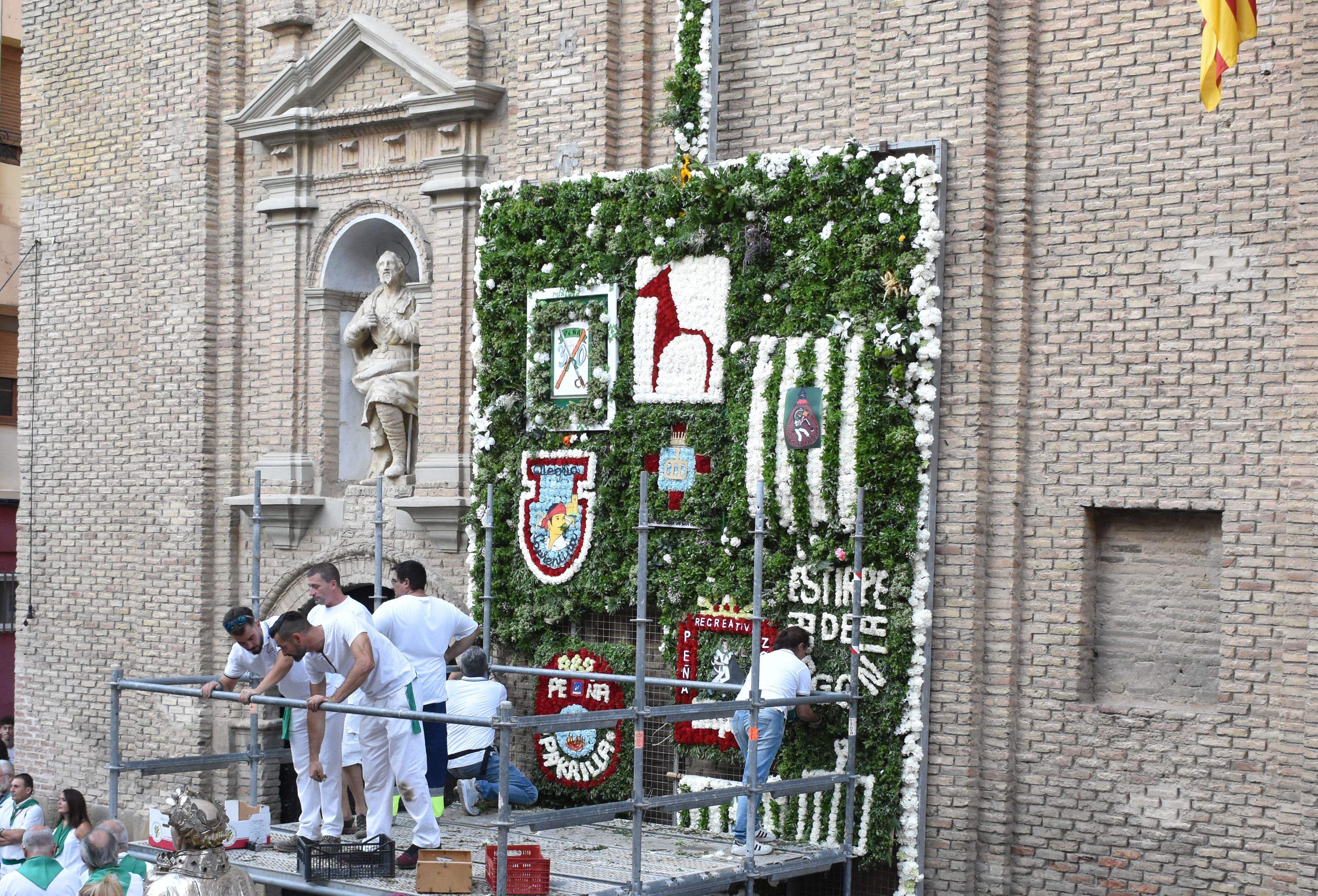 Ofrenda de Flores y Frutos. Foto Carlos Jalle