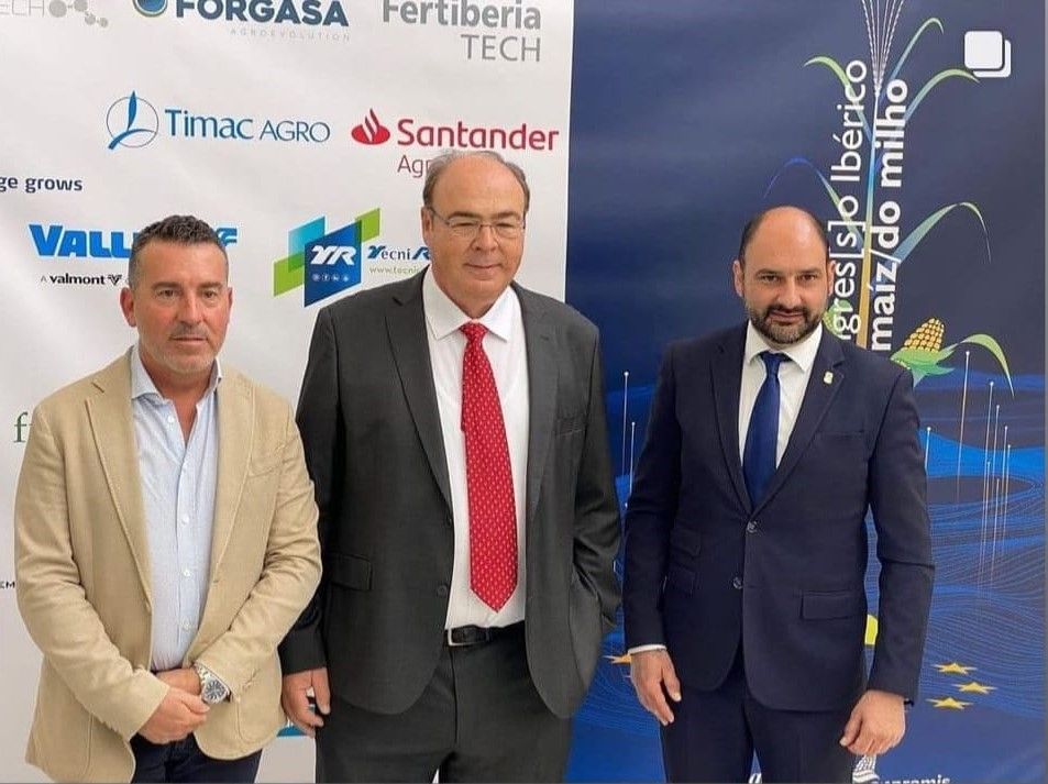 Javier Folch, José Luis Romeo y Fernando Torres, en el Congreso Ibérico del maíz en Barbastro