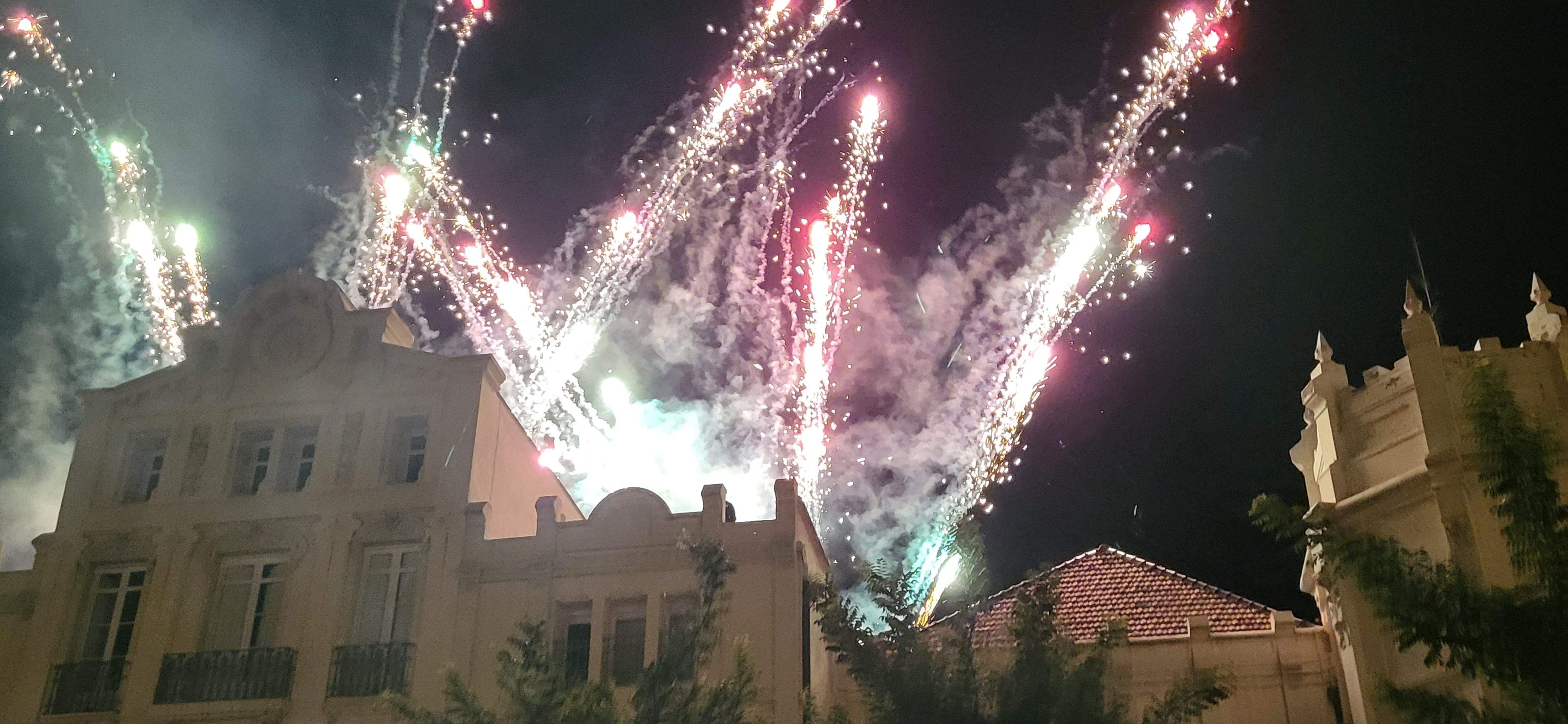 La traca y los fuegos, un explosivo fin de fiesta