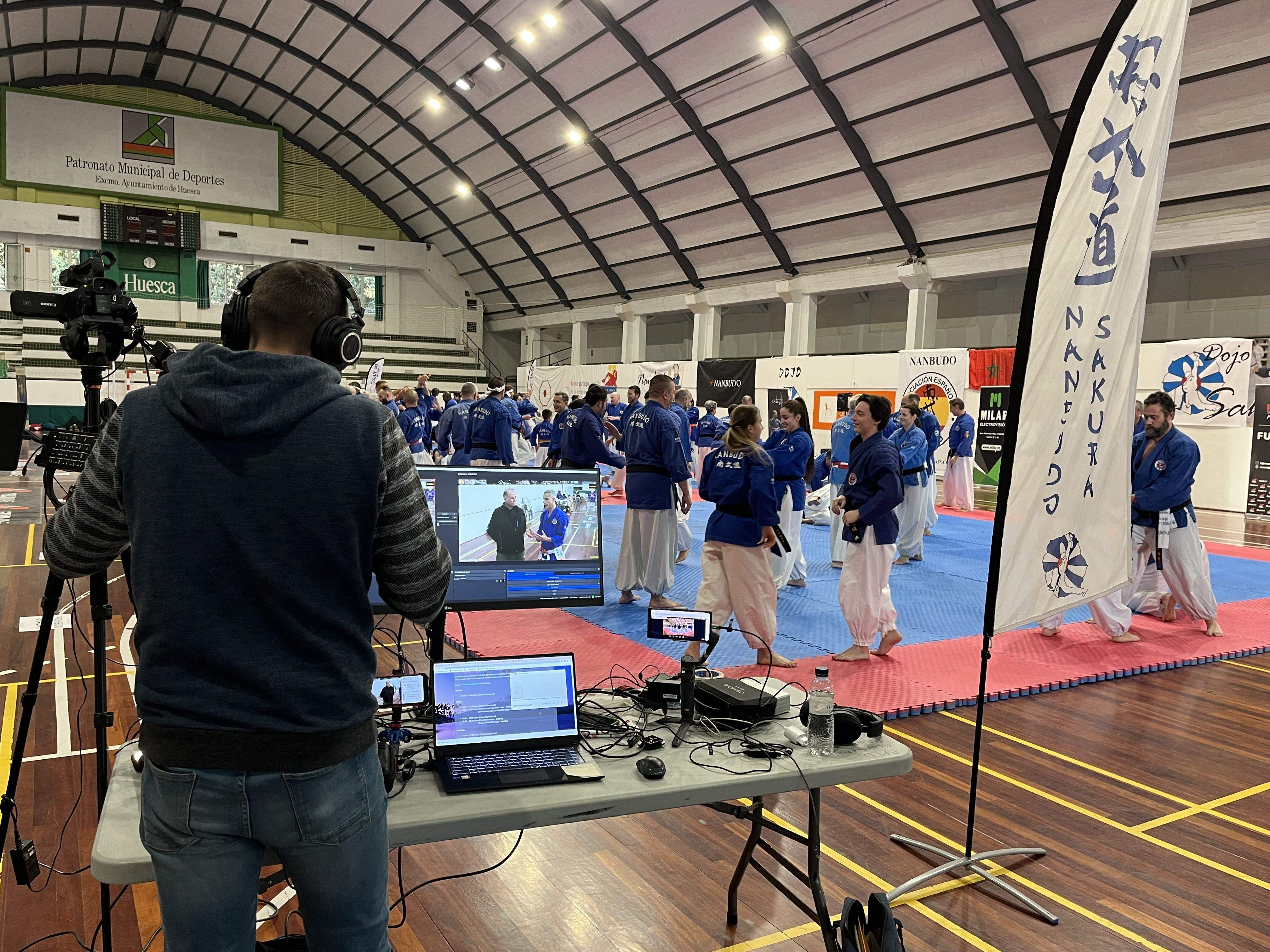 Alrededor de 200 nanbudokas se dan cita en el Pabellón del Parque de Huesca. Foto: A. Mora