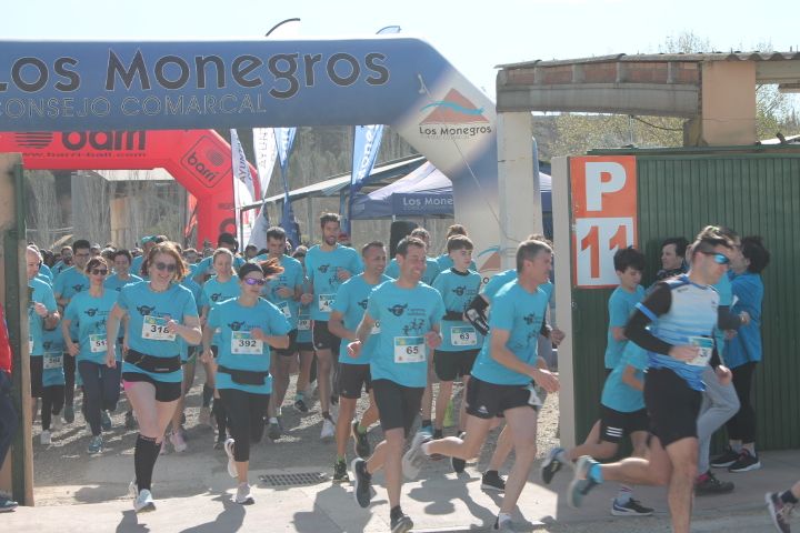 Carrera Solidaria a beneficio de la AECC en Monegros