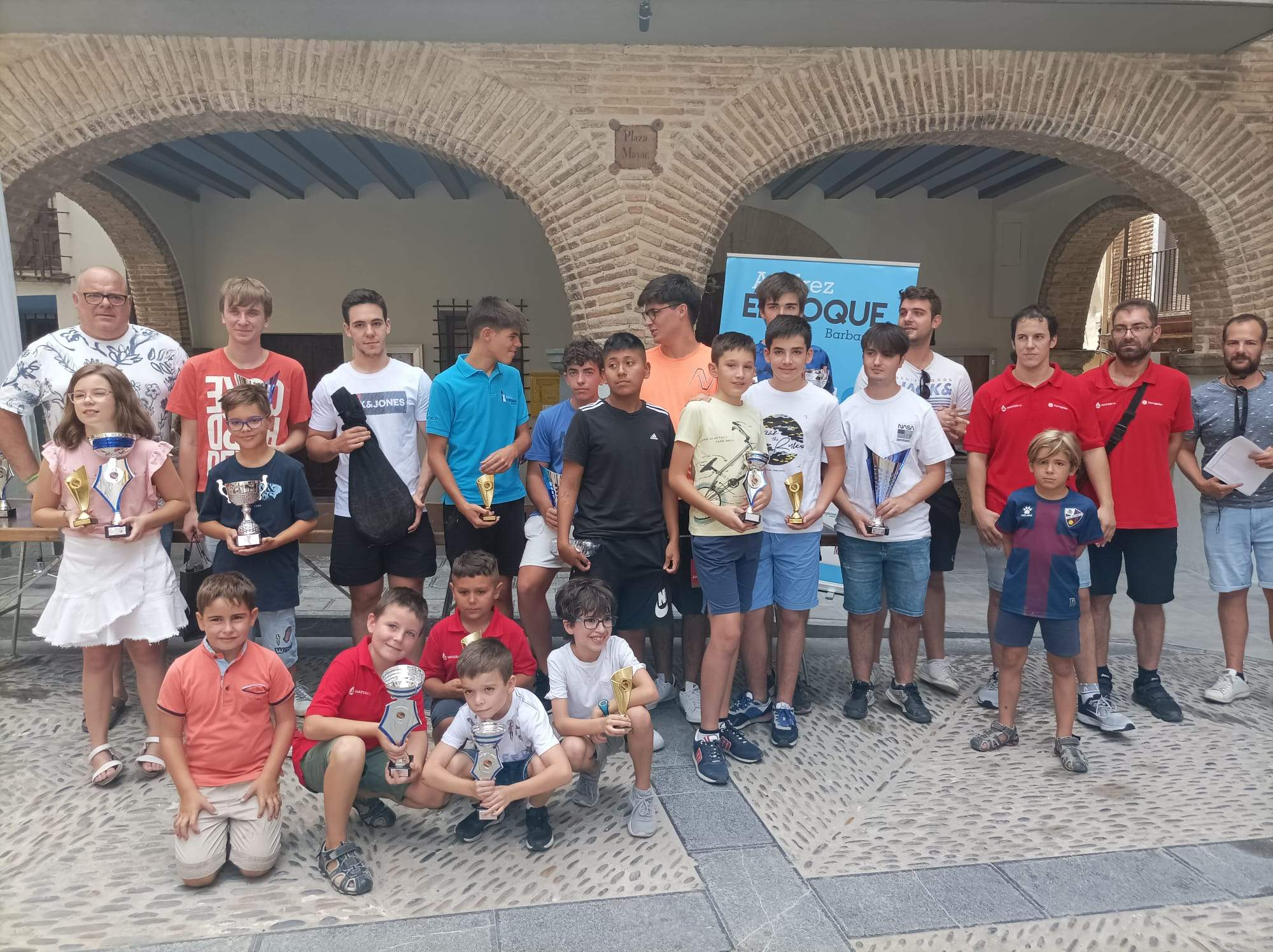 Fotografía de los ganadores del torneo de Estadilla y del Circuito de Ajedrez del Somontano