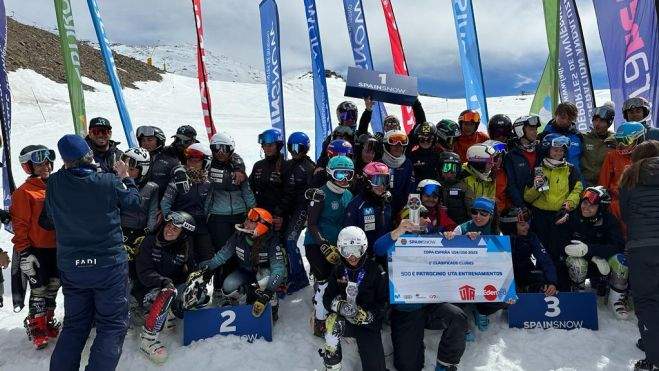 Podio en Sierra Nevada. Podio en Sierra Nevada.
