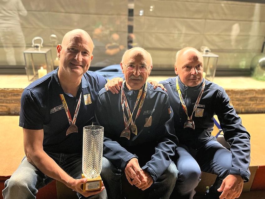 Tres pàrticipantes de Pescadores del Pirineo, Fernando Zaragoza, Pepe Sasot y Carlos Celigueta