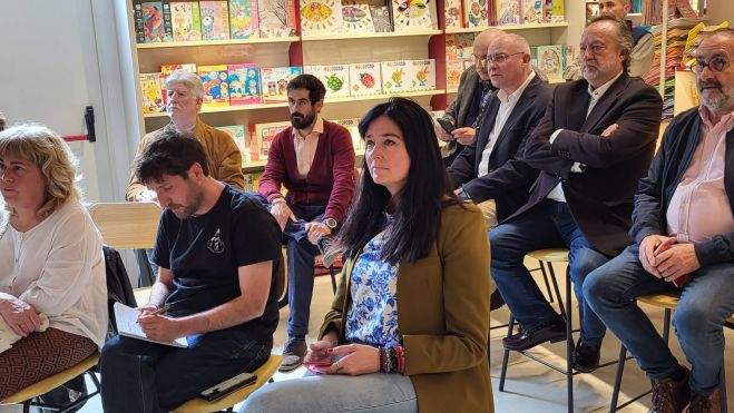 1def9c01 d1f3 43bf 8d68 c942286bc693 1def9c01 d1f3 43bf 8d68 c942286bc693