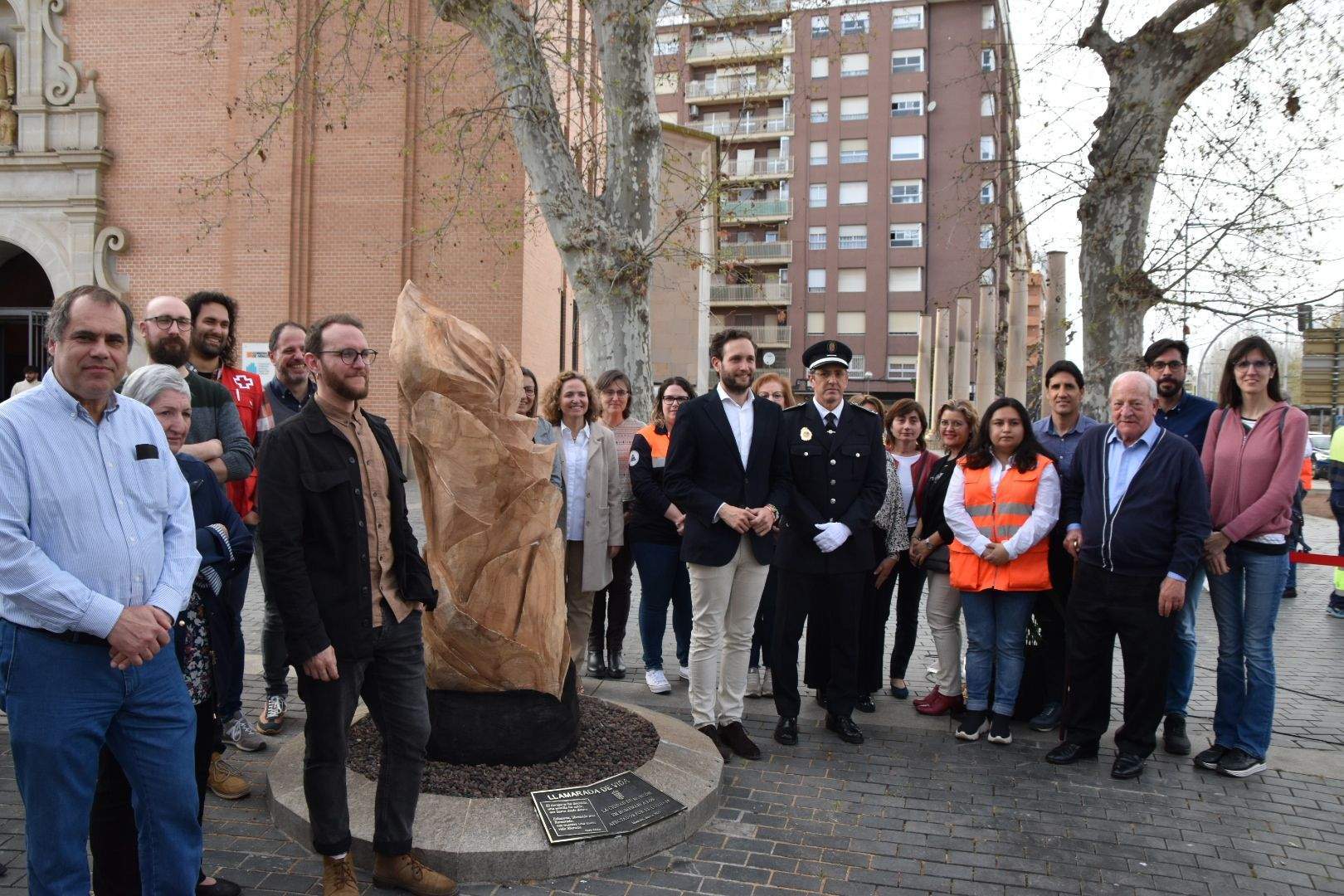 Acto de homenajea a las víctimas de la Covid en Monzón.
