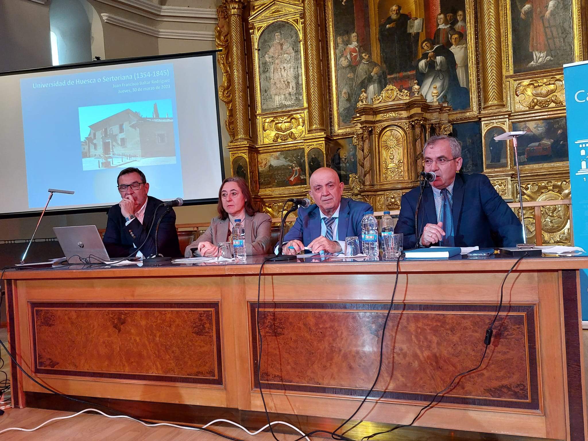 Juan Francisco Baltar, Rosa María Marina, José María Maestre y Pablo Cuevas en el acto sobre la Universidad de Huesca