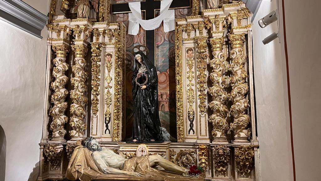 Retablo restaurado por Antique, de Almudévar. Foto Mercedes Manterola