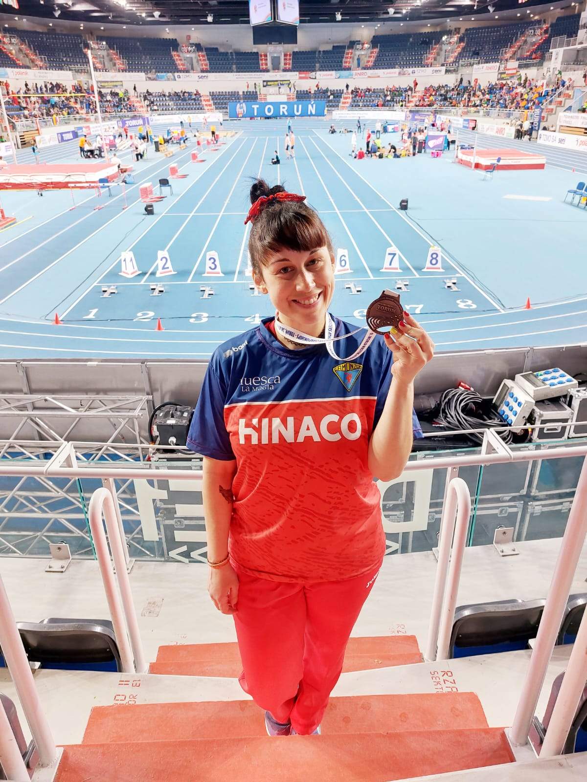 Sandra García, bronce en el Mundial Master de pista cubierta.