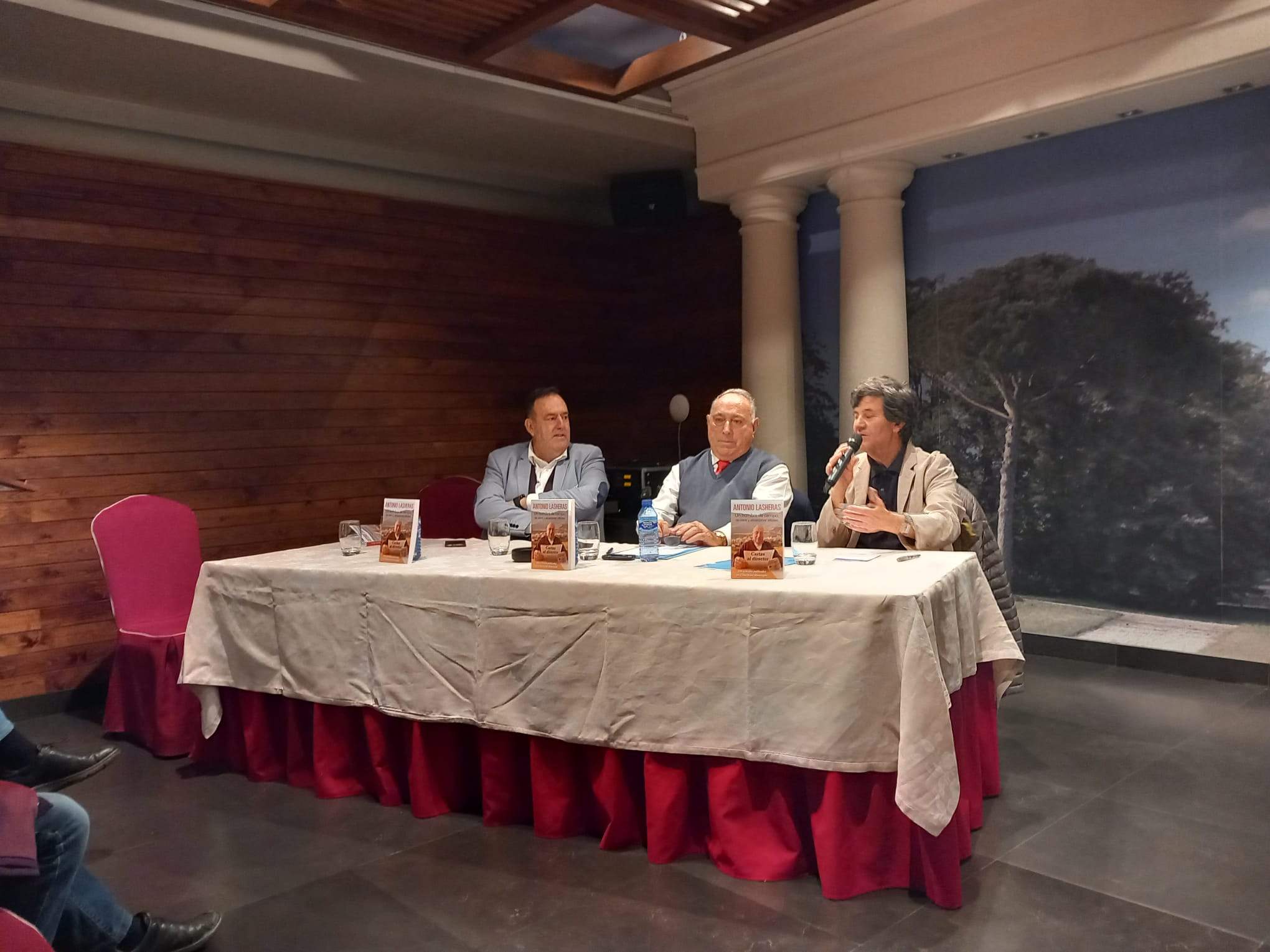 Presentación del libro de Antonio Lasheras
