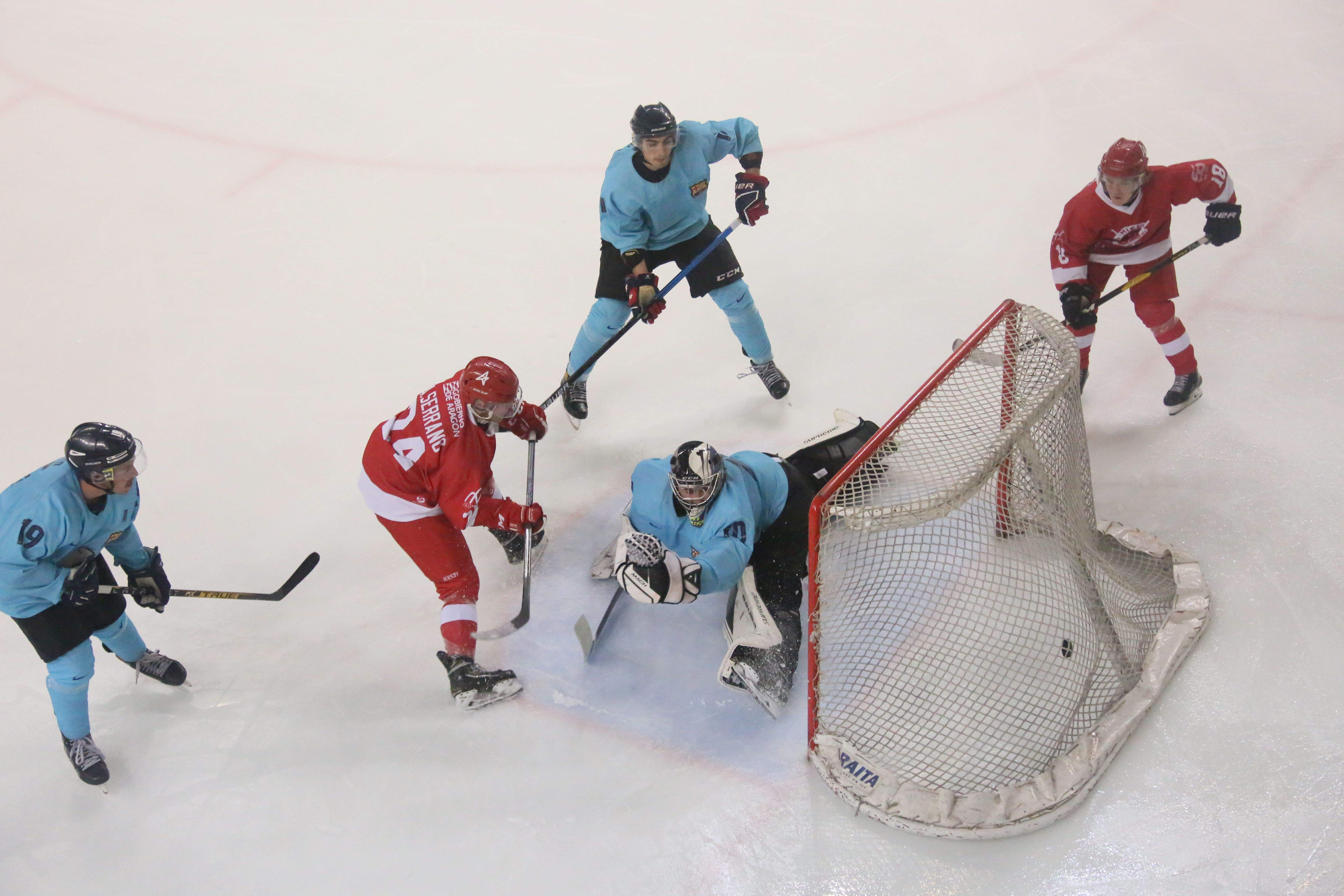 El gol que abría el triunfo, de Serrano. Foto Miguel Ramón Henares