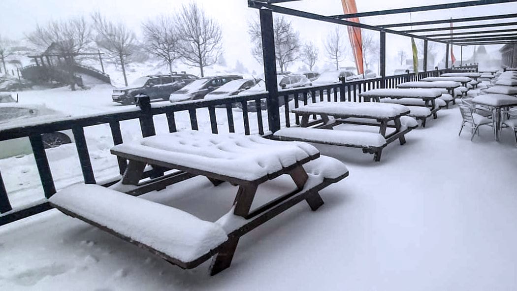 Nevada en el arranque de la Semana Santa