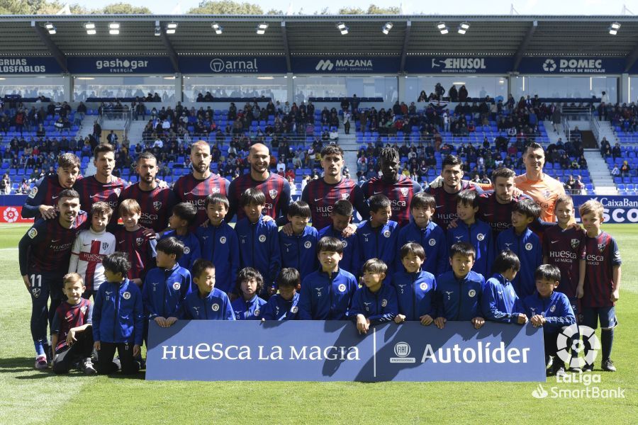 Once del Huesca ante el Alavés