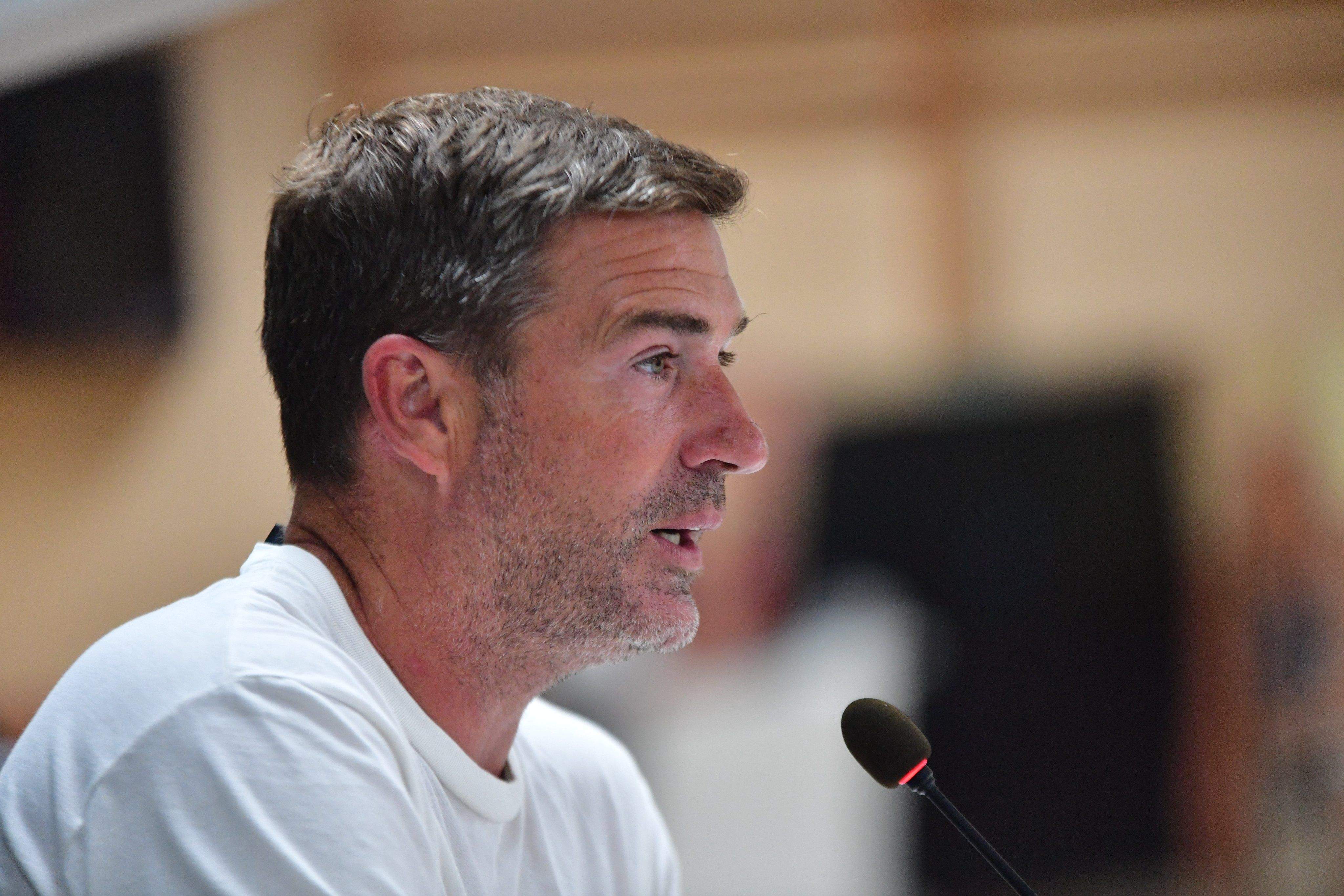 Luis Carrión en la rueda de prensa previa al partido ante el Huesca. 