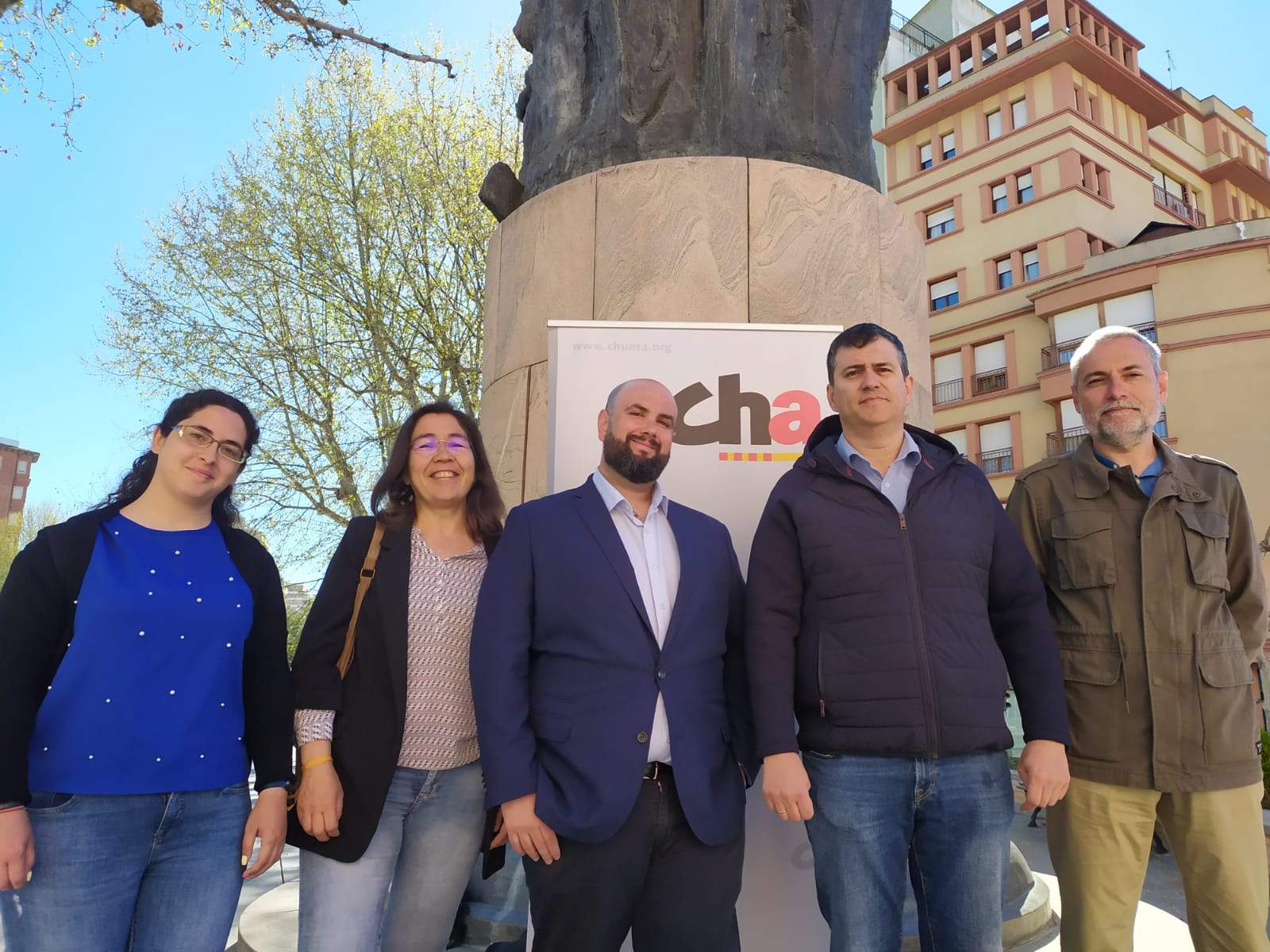 Alegría Expósito, Bea Gual, Alberto Ferraz, Joaquín Palacín y José Ramón Ceresuela, en la presentación del candidato.