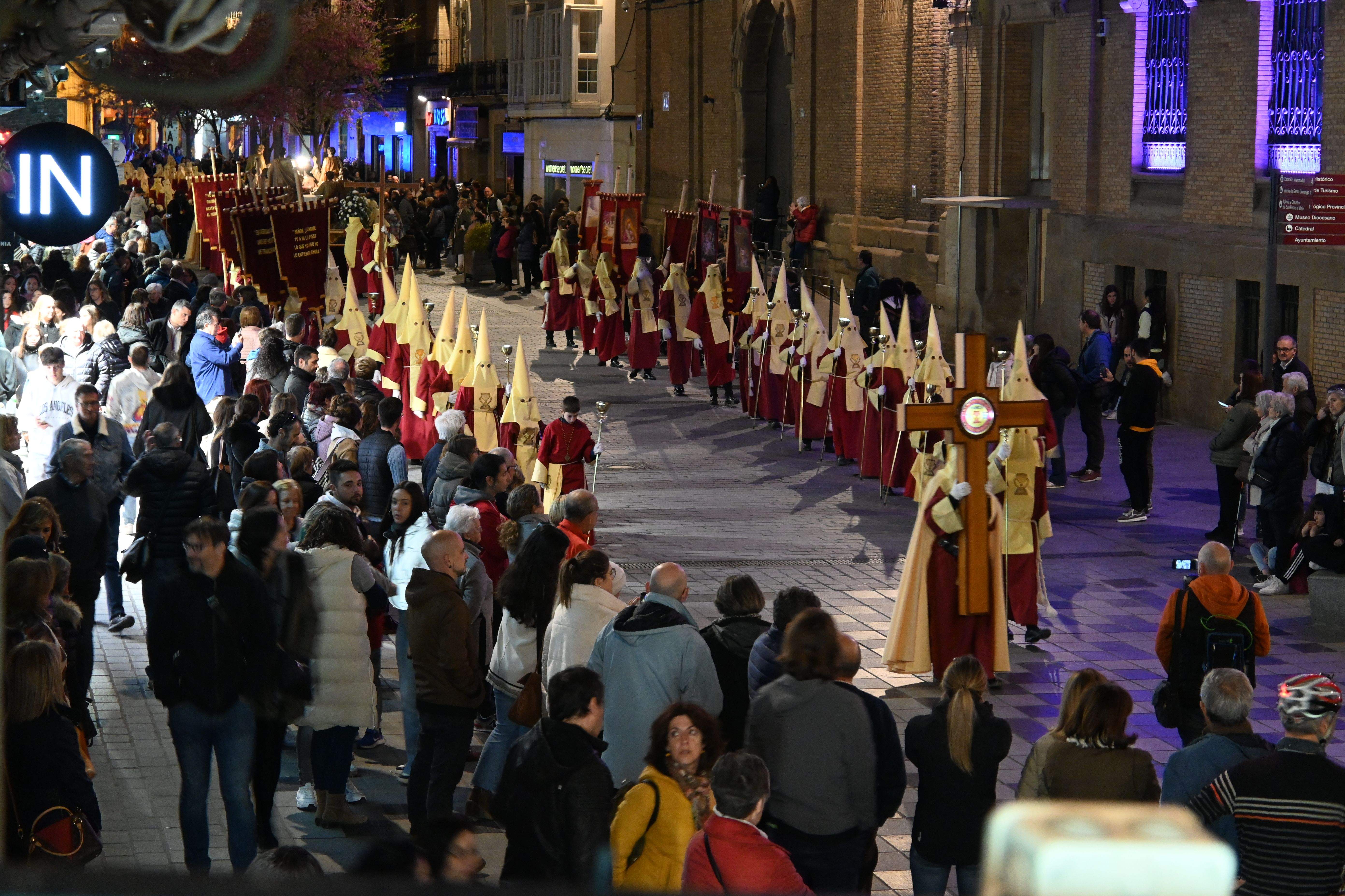 Procesión del Cenáculo. Foto Carlos Jalle