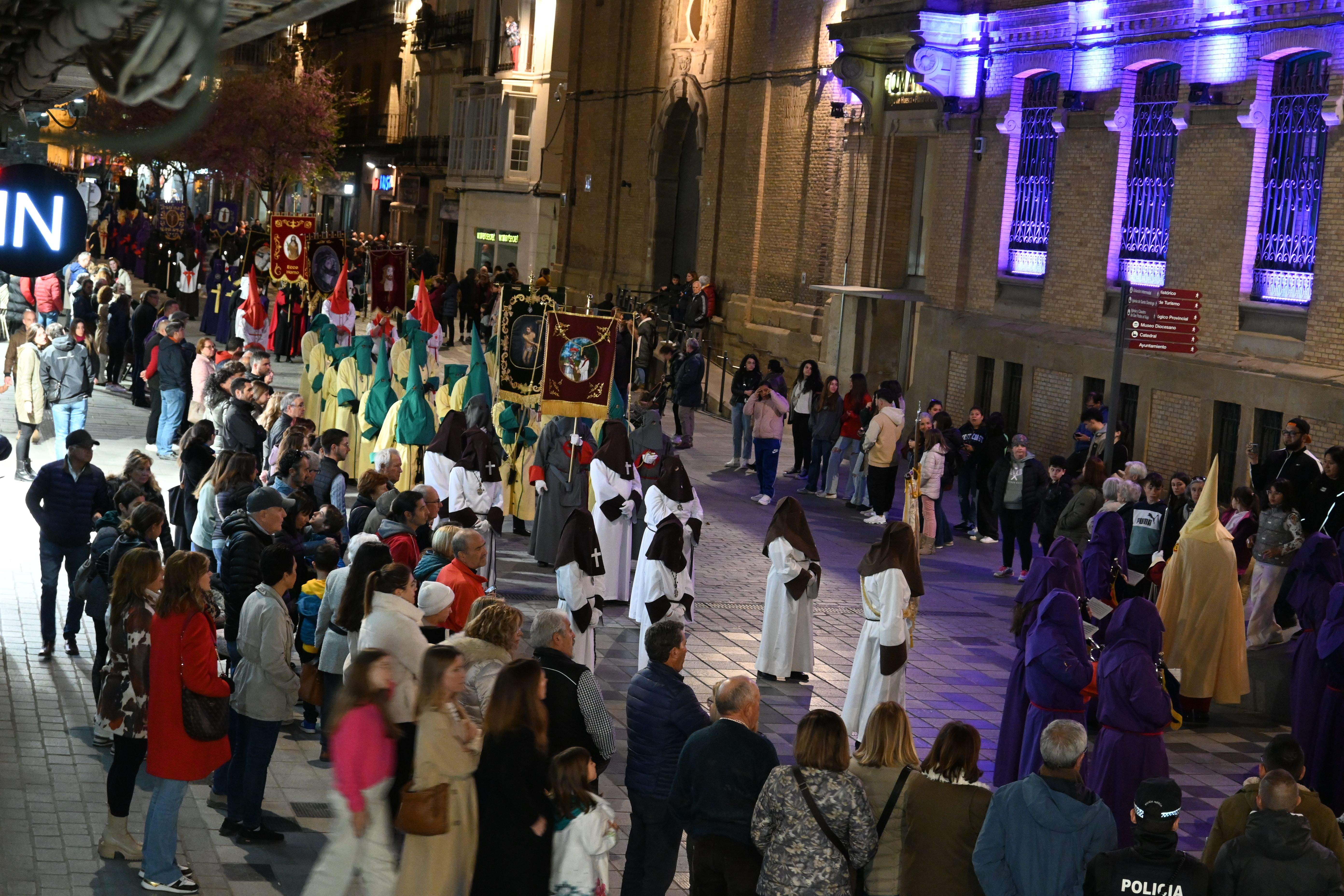 Procesión del Cenáculo. Foto Carlos Jalle