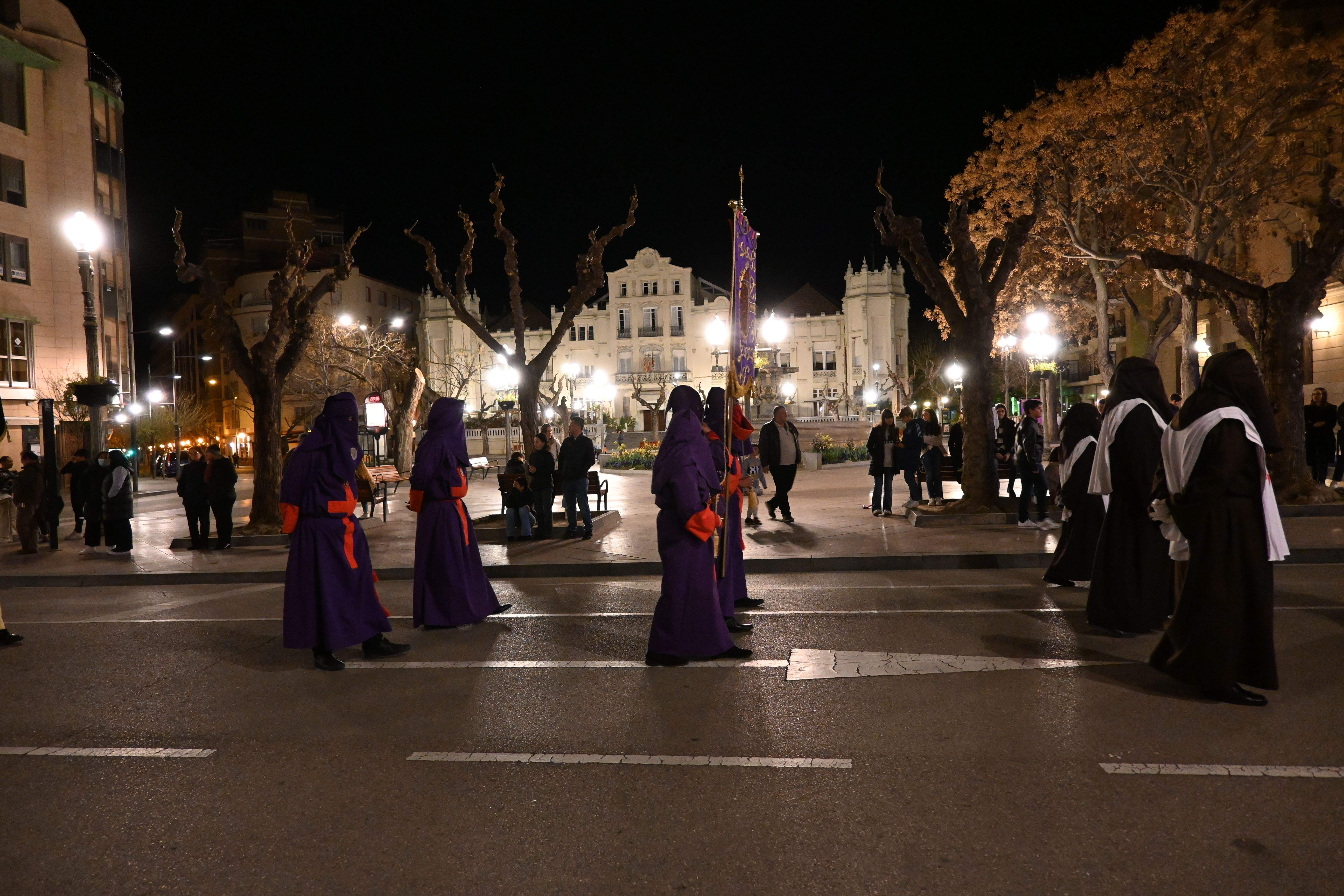 Procesión de la Coronación de Espinas en Huesca. Foto Carlos Jalle