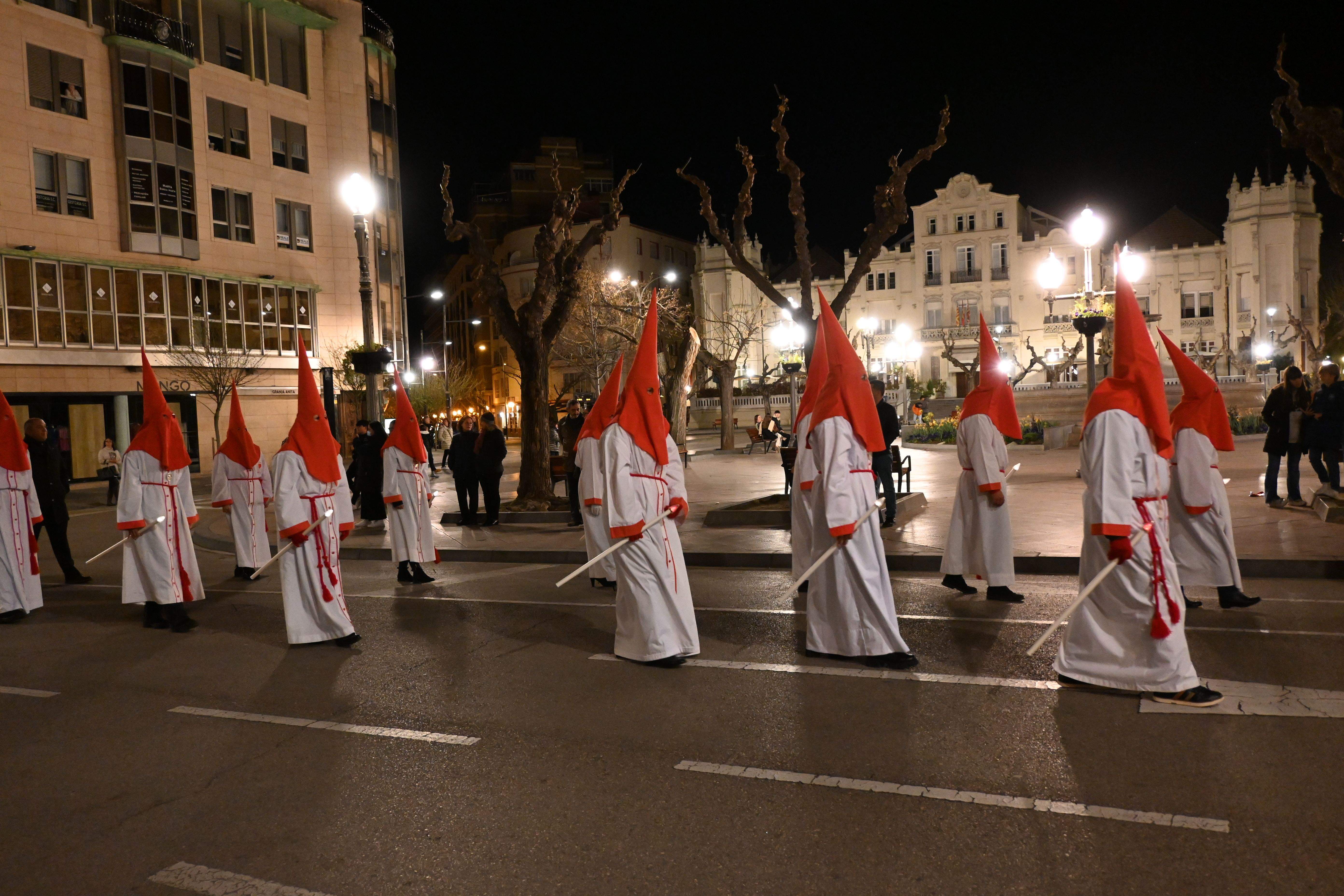 Procesión de la Coronación de Espinas en Huesca. Foto Carlos Jalle